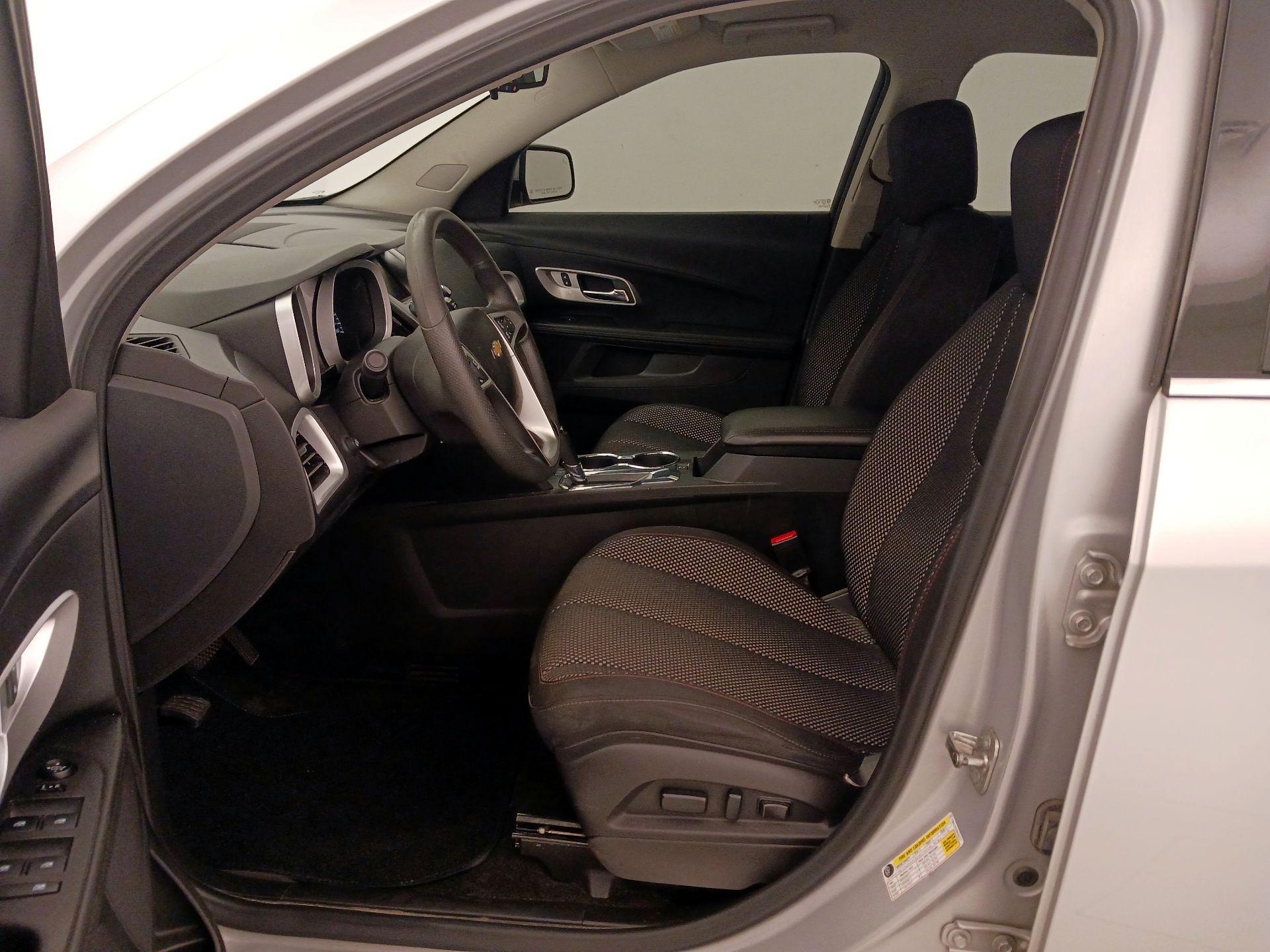 Thumbnail: 2017 Chevrolet Equinox - 11