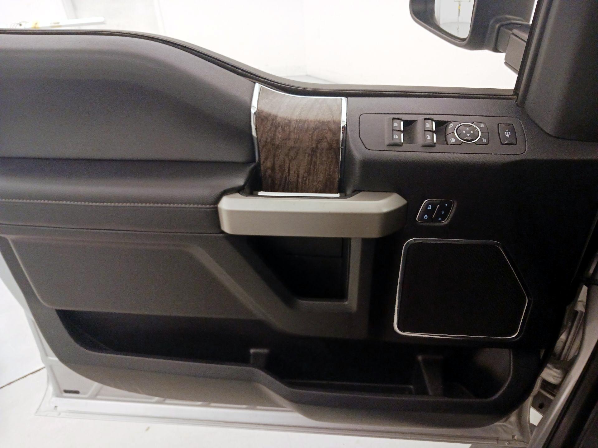 Thumbnail: 2017 Ford F-350 - 12