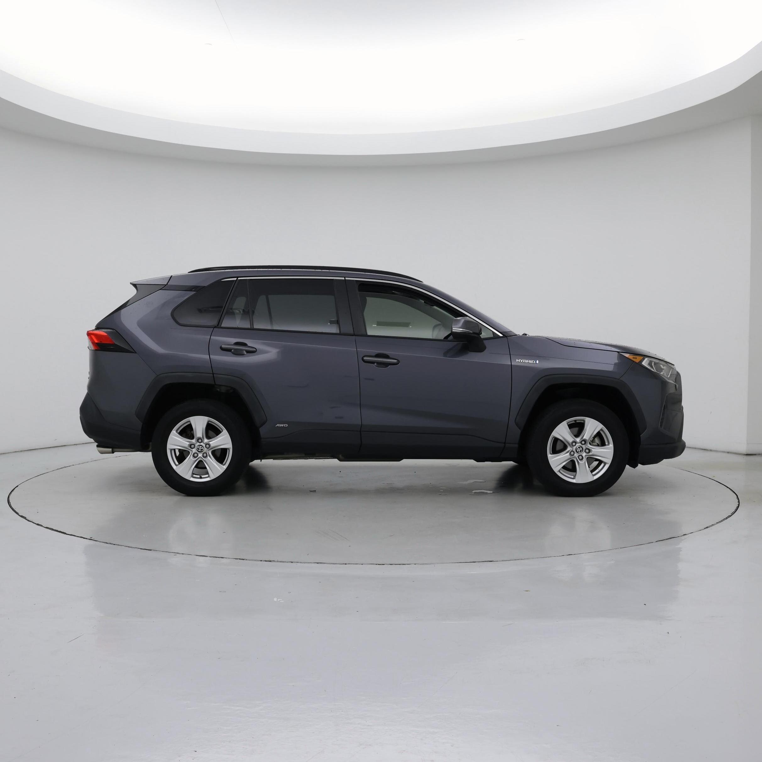 Thumbnail: 2020 Toyota RAV4 - 7