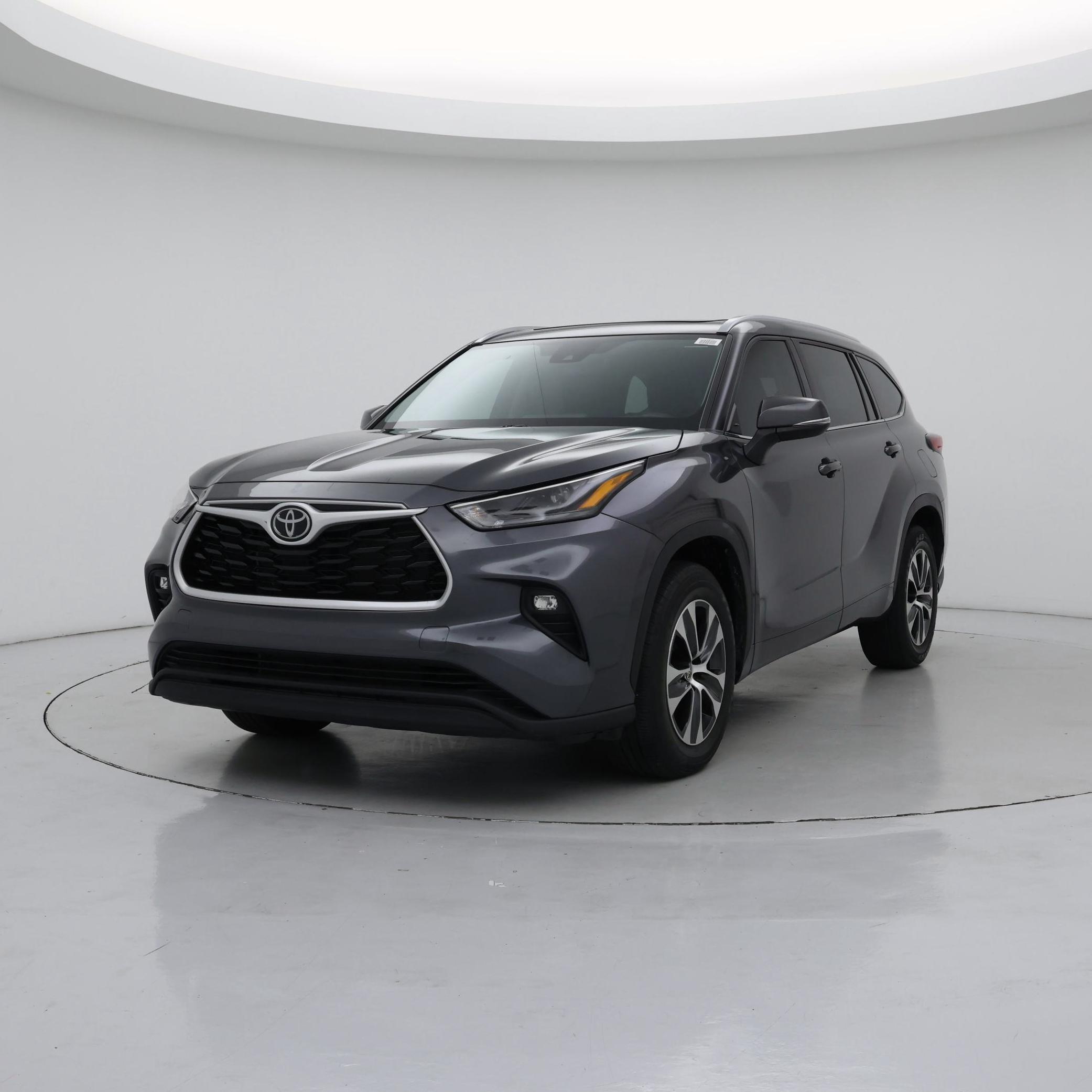 Thumbnail: 2022 Toyota Highlander - 4