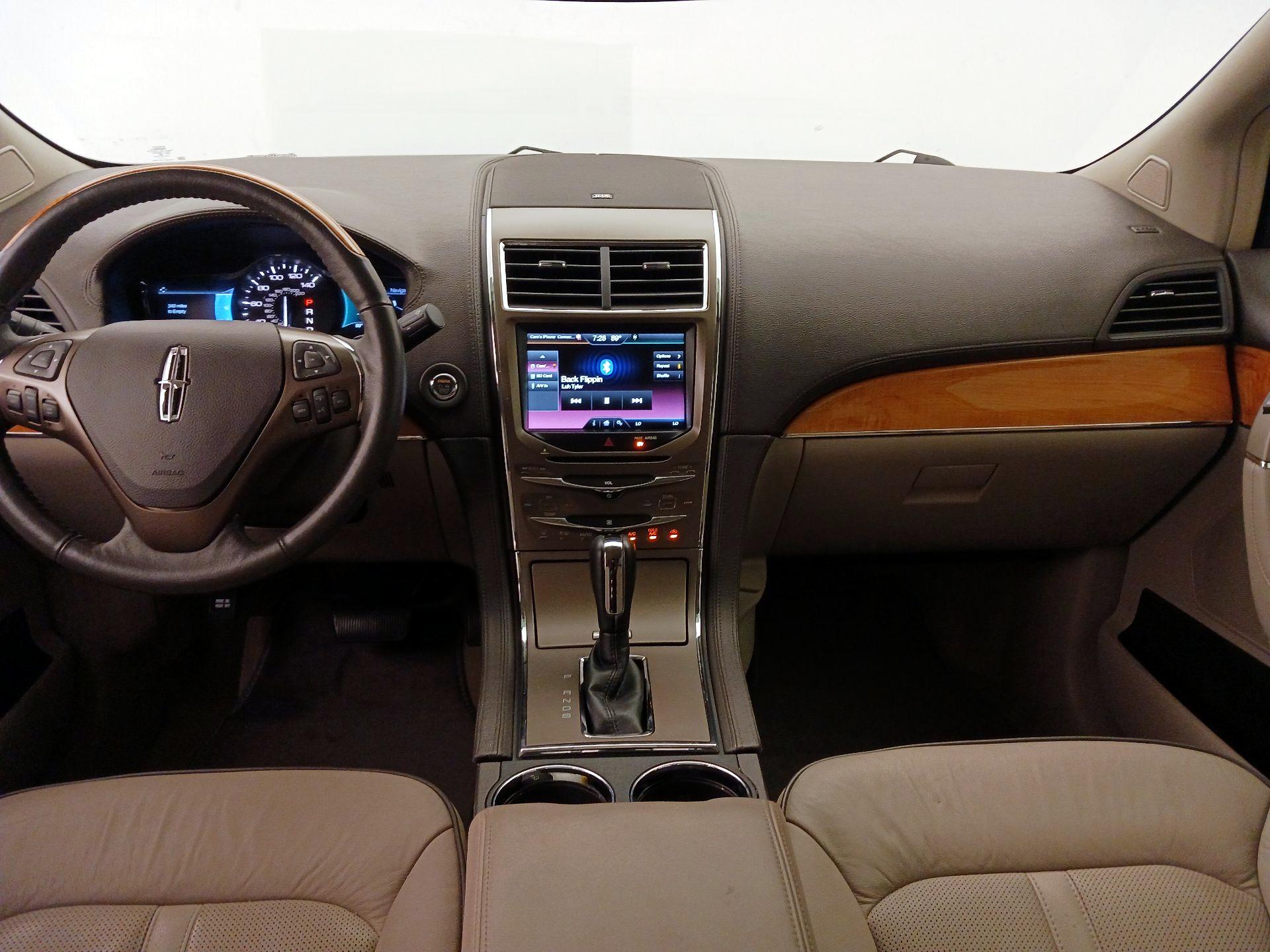 Thumbnail: 2015 Lincoln MKX - 9