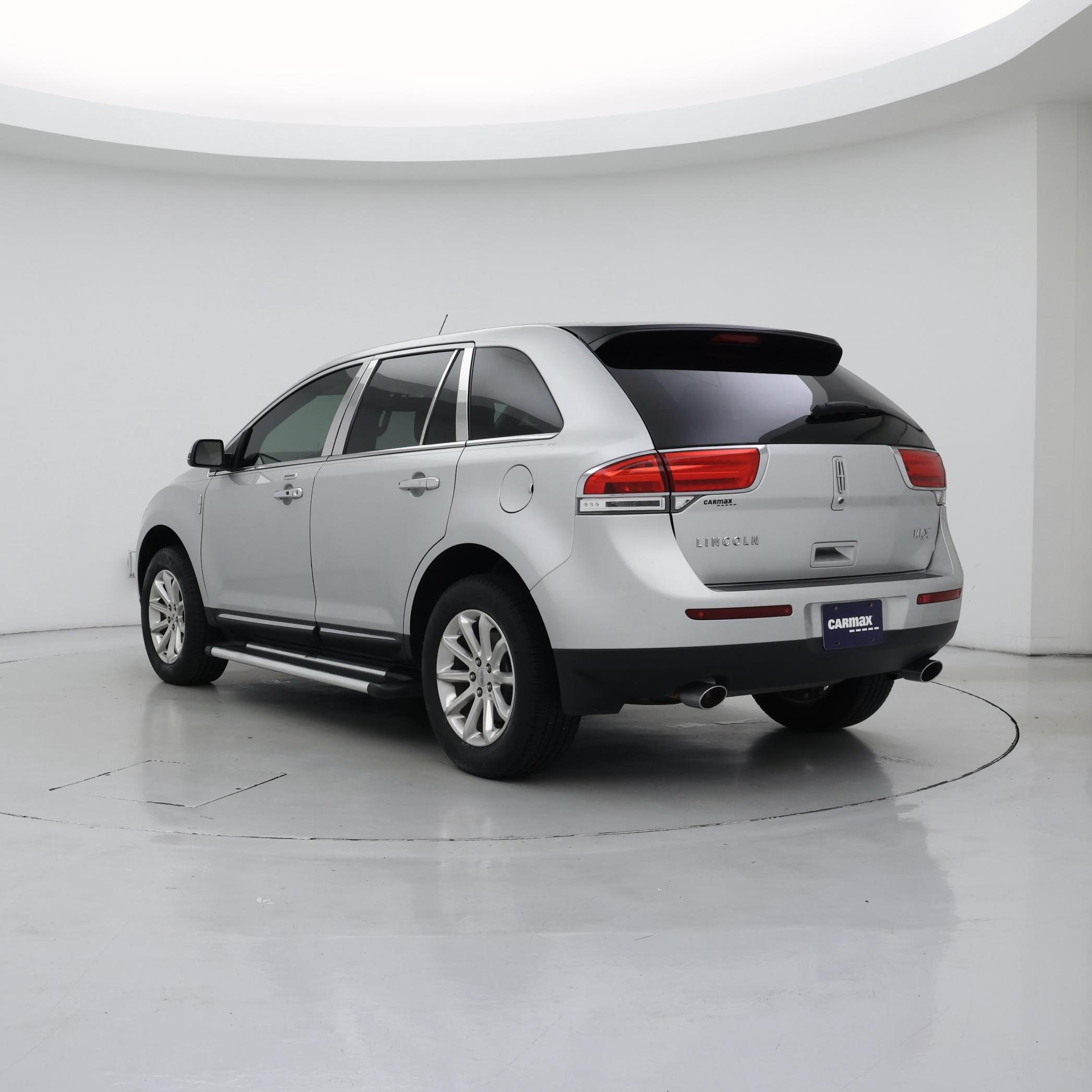 Thumbnail: 2015 Lincoln MKX - 2