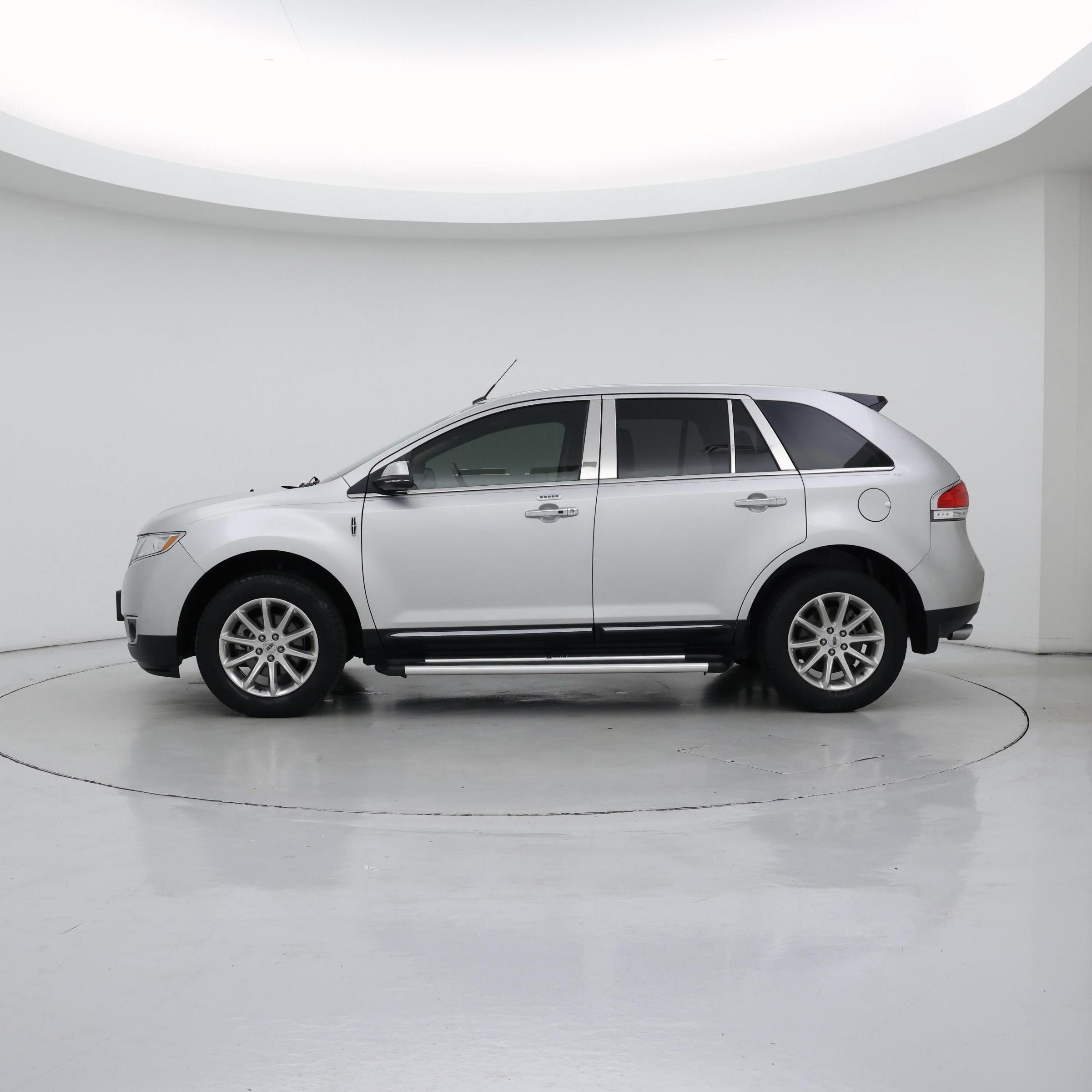 Thumbnail: 2015 Lincoln MKX - 3