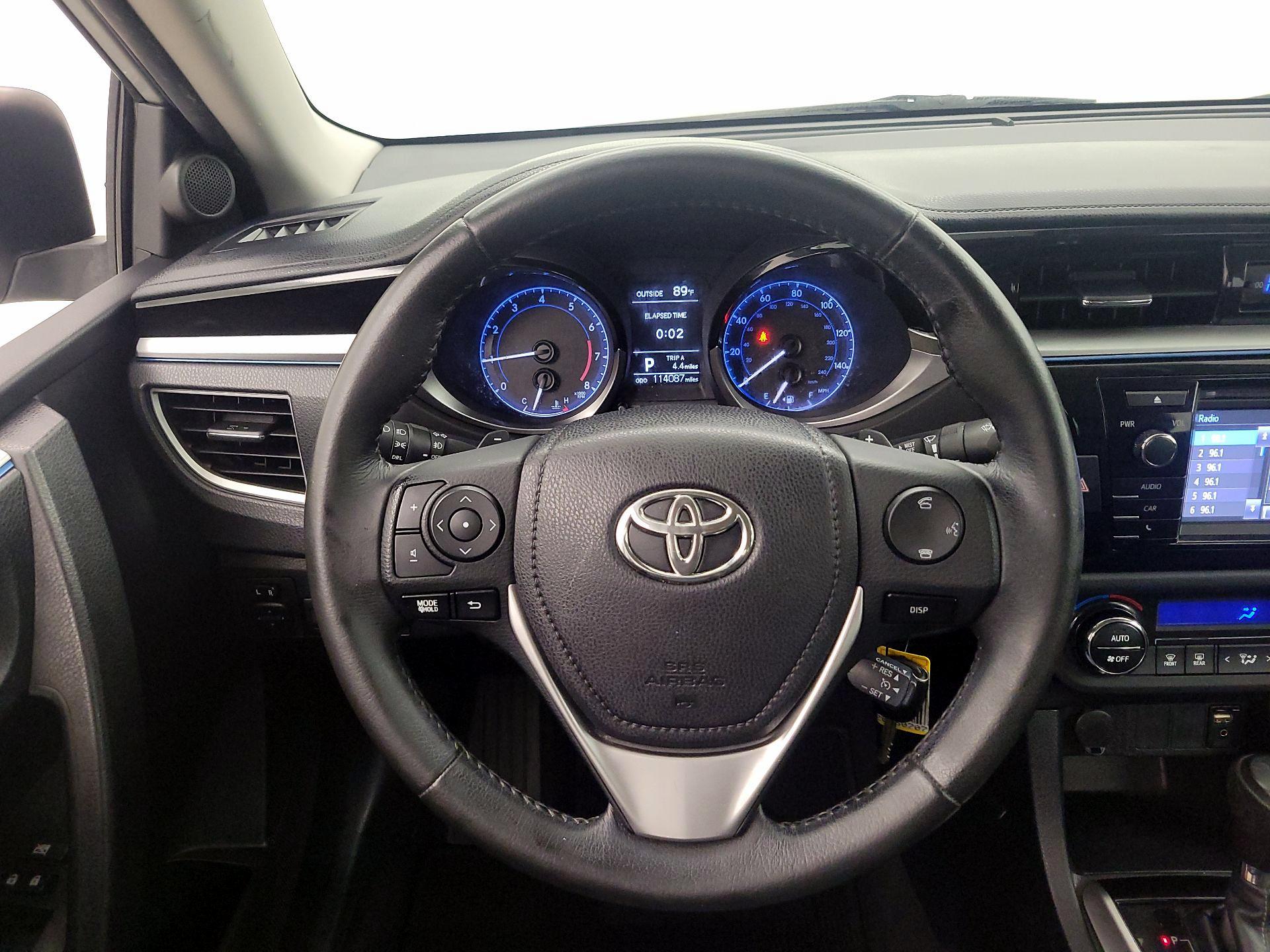 Thumbnail: 2015 Toyota Corolla - 10