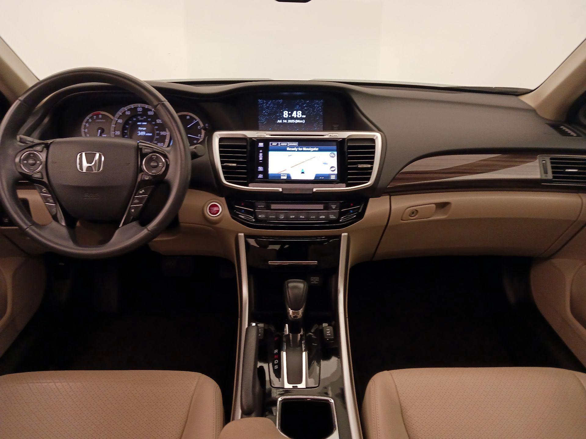 Thumbnail: 2017 Honda Accord - 9
