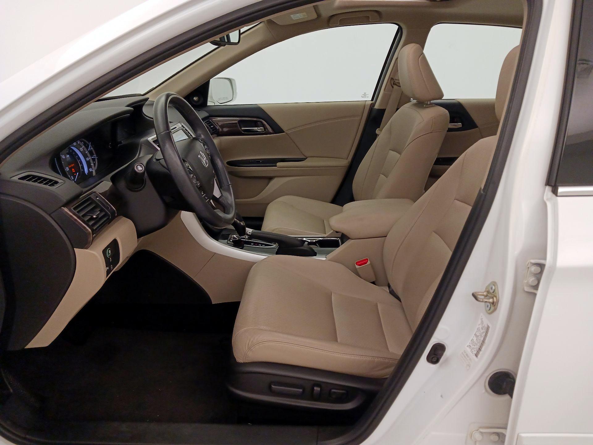 Thumbnail: 2017 Honda Accord - 11