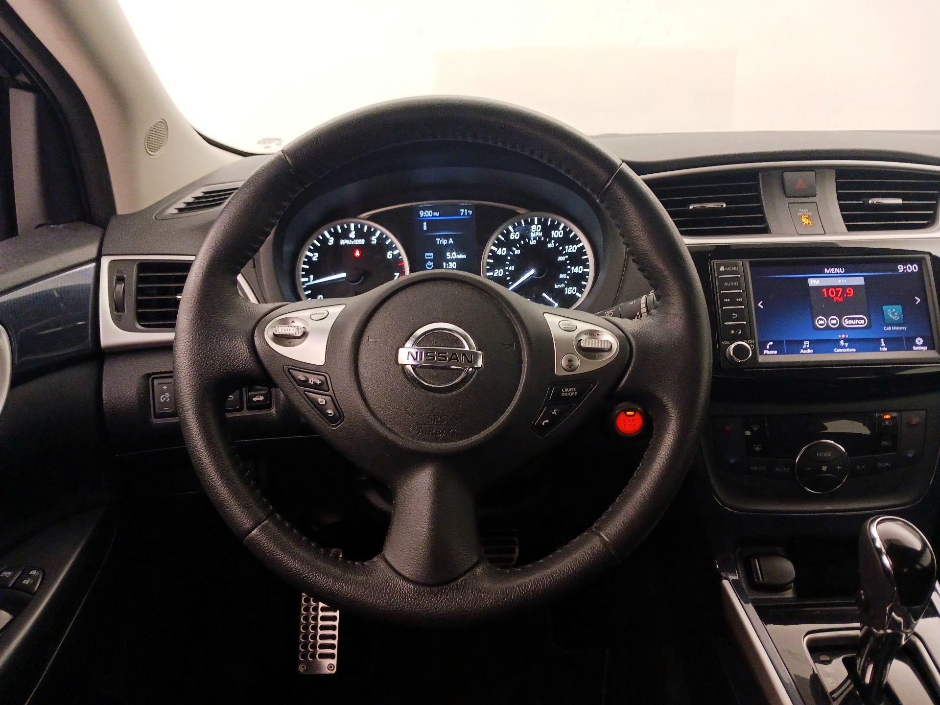 Thumbnail: 2019 Nissan Sentra - 10