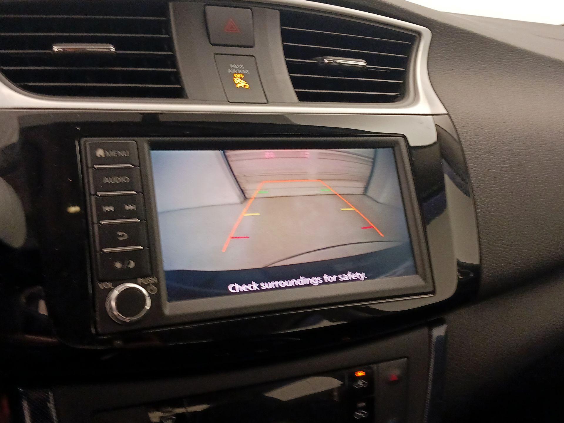 Thumbnail: 2019 Nissan Sentra - 14