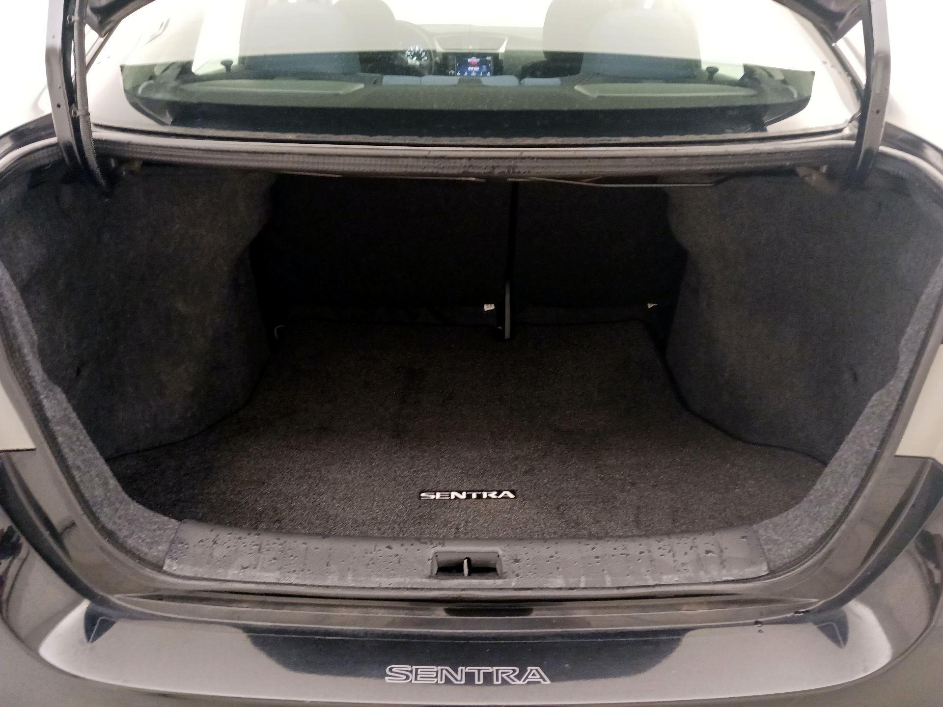 Thumbnail: 2019 Nissan Sentra - 20