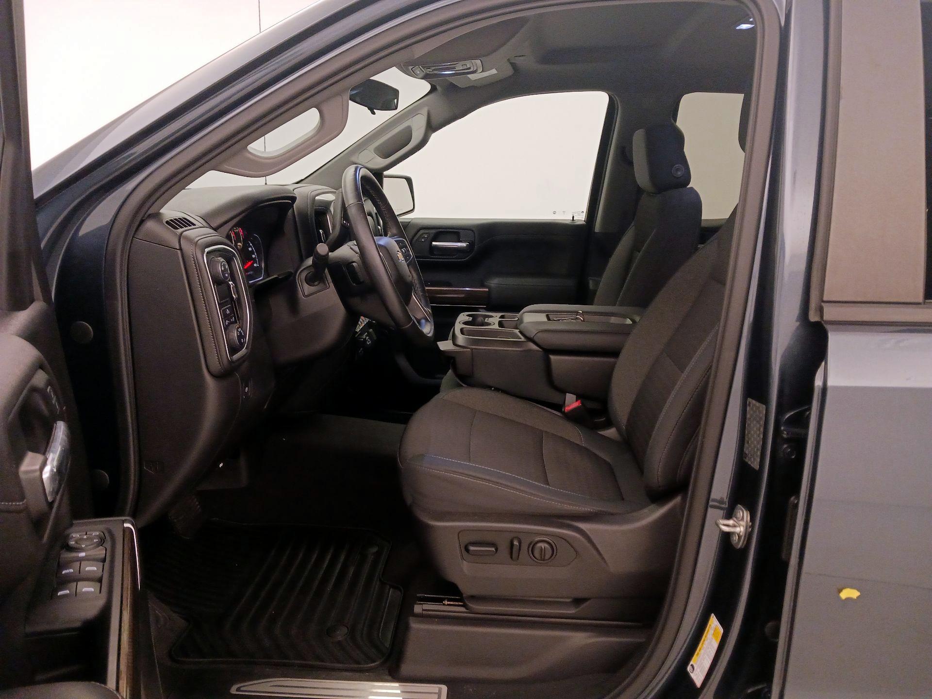 Thumbnail: 2019 Chevrolet Silverado 1500 - 11