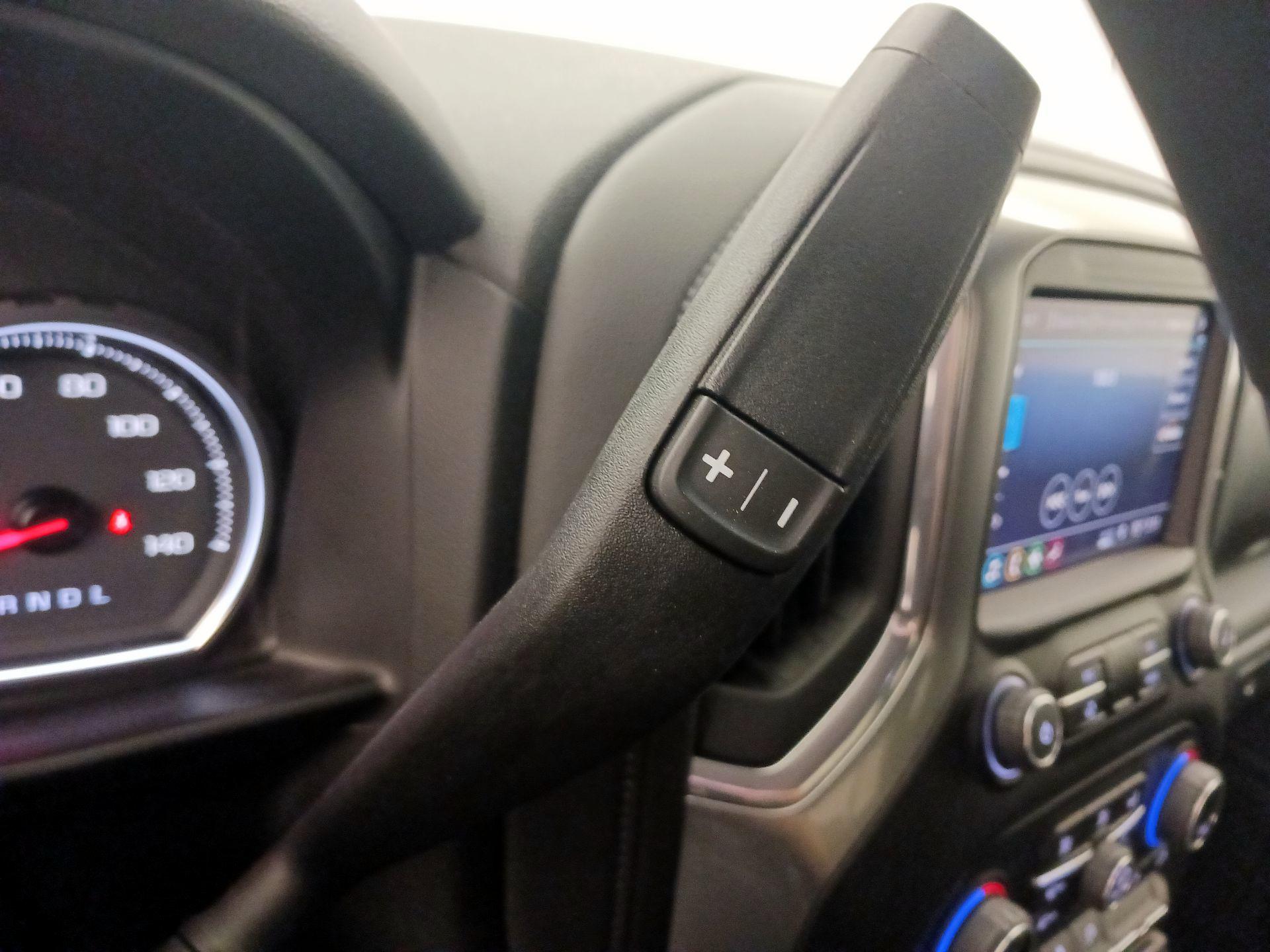 Thumbnail: 2019 Chevrolet Silverado 1500 - 17