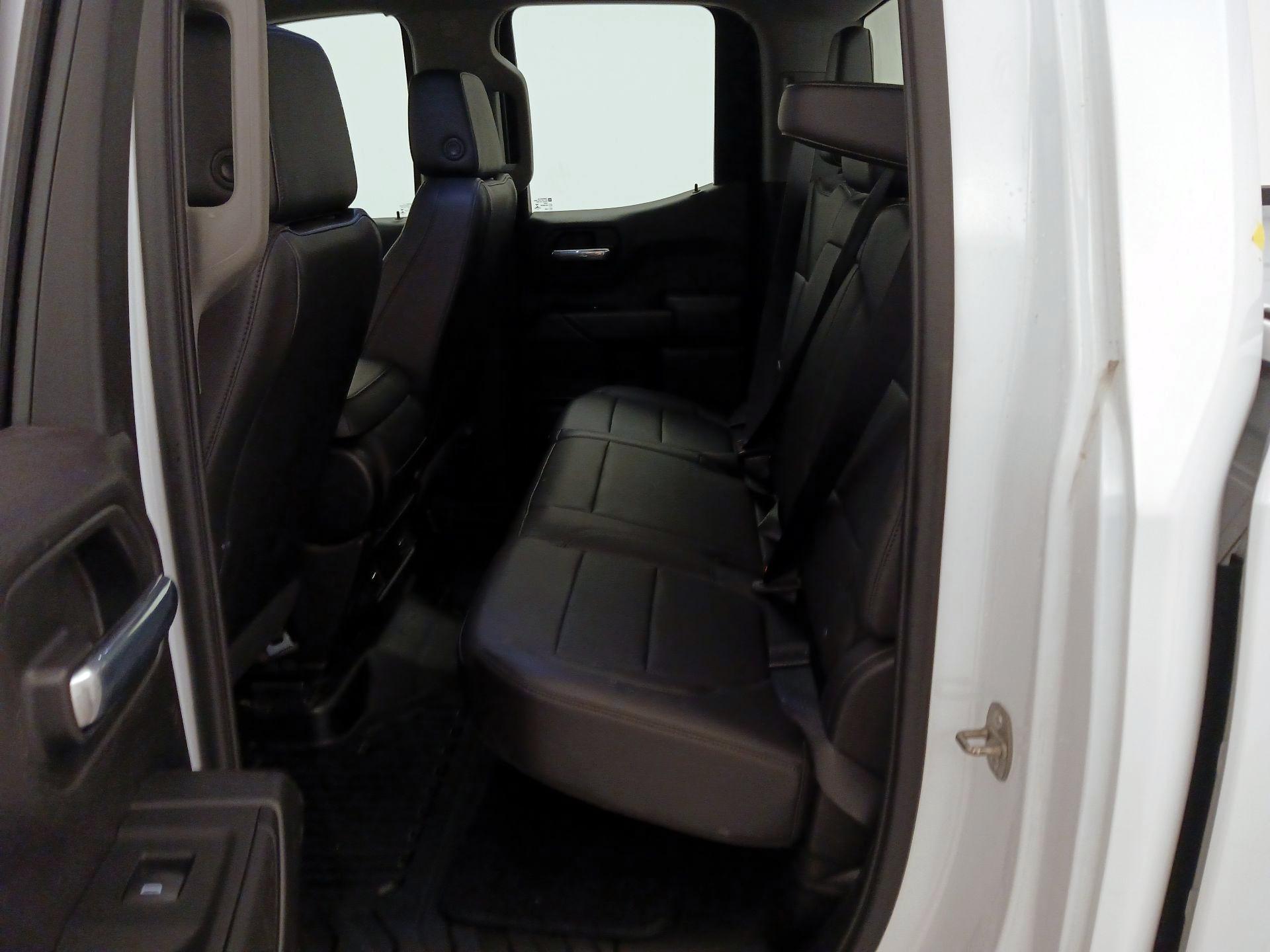 Thumbnail: 2021 Chevrolet Silverado 1500 - 19