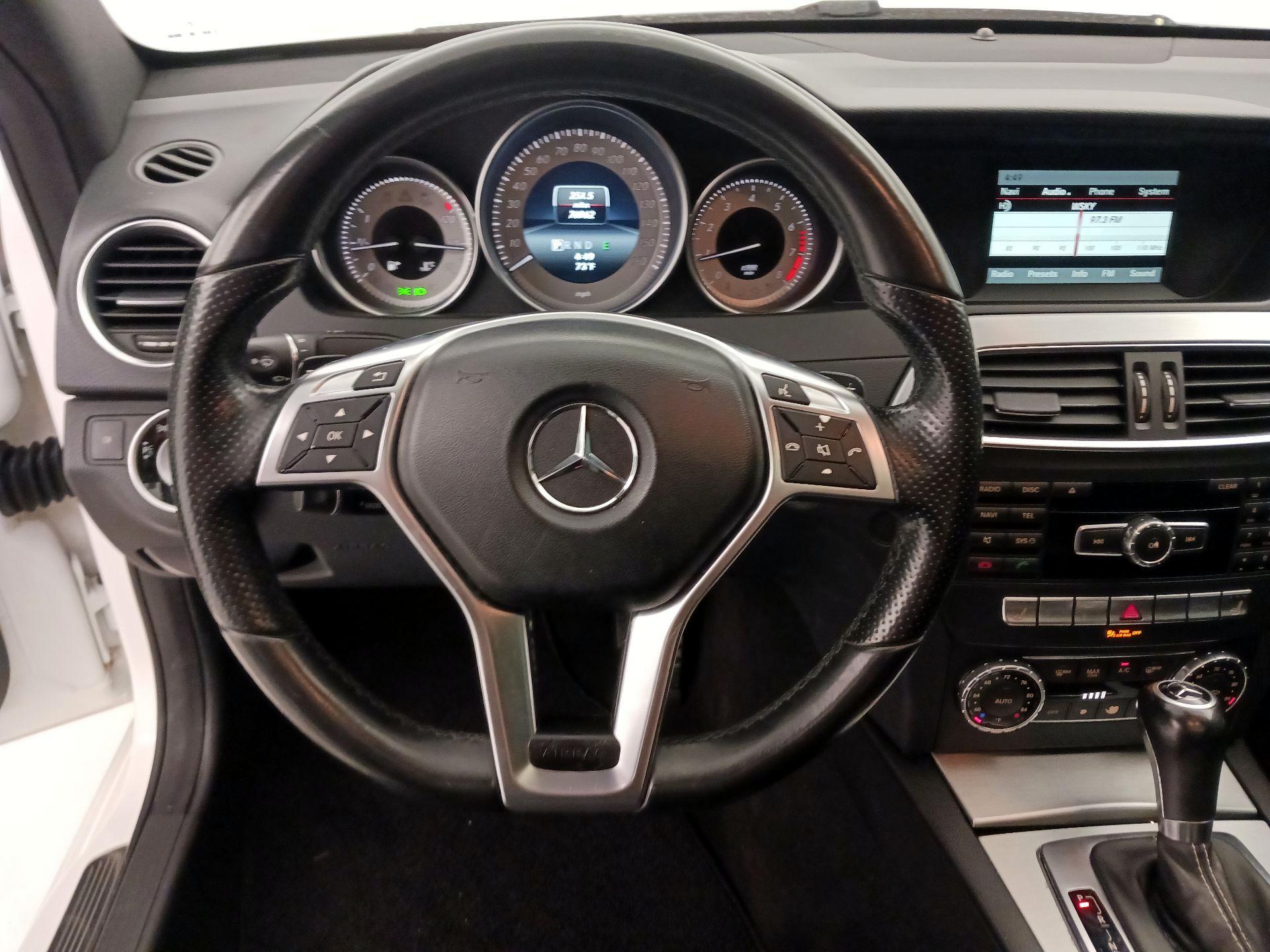 Thumbnail: 2015 Mercedes-Benz C-Class - 10