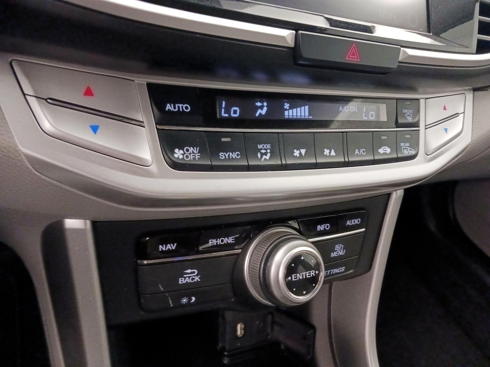 Thumbnail: 2015 Honda Accord - 17