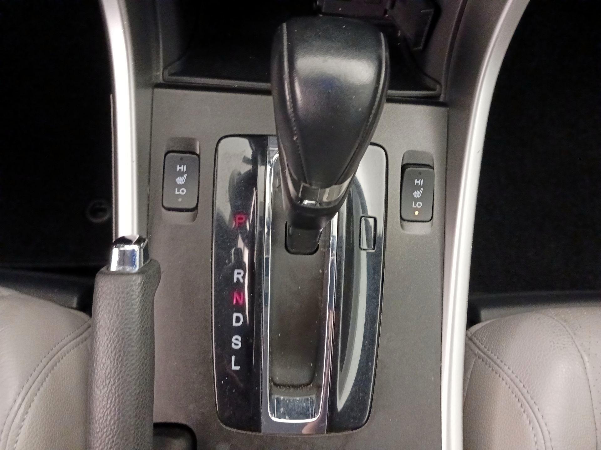 Thumbnail: 2015 Honda Accord - 18