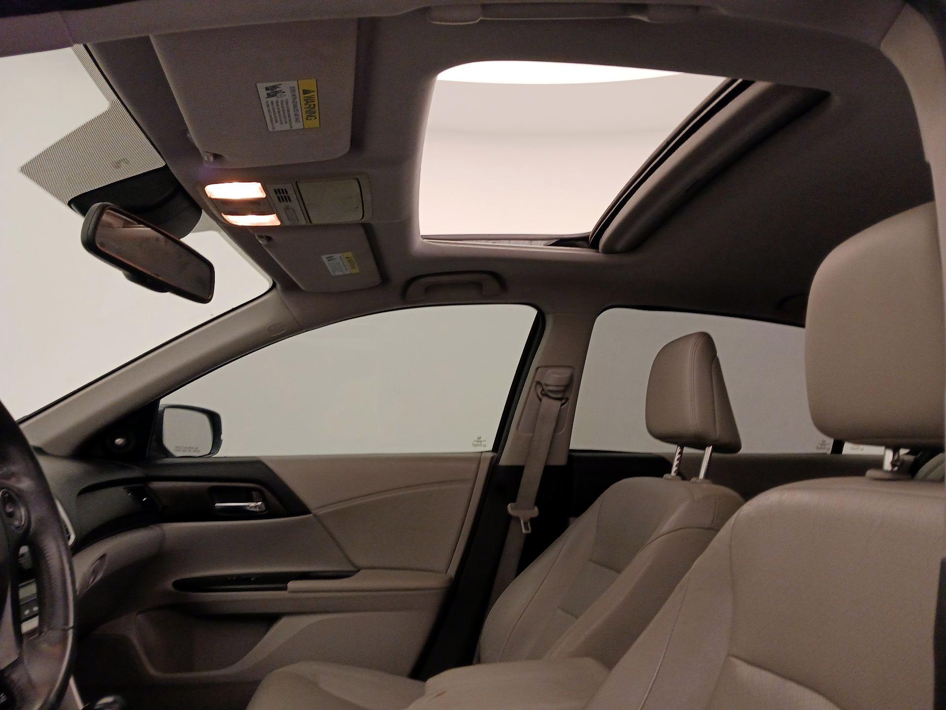 Thumbnail: 2015 Honda Accord - 20