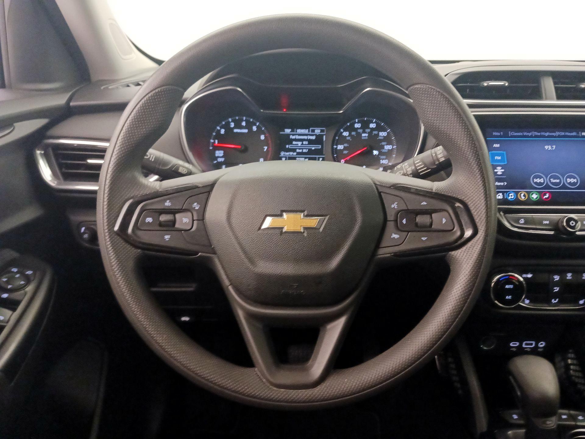 Thumbnail: 2021 Chevrolet TrailBlazer - 10