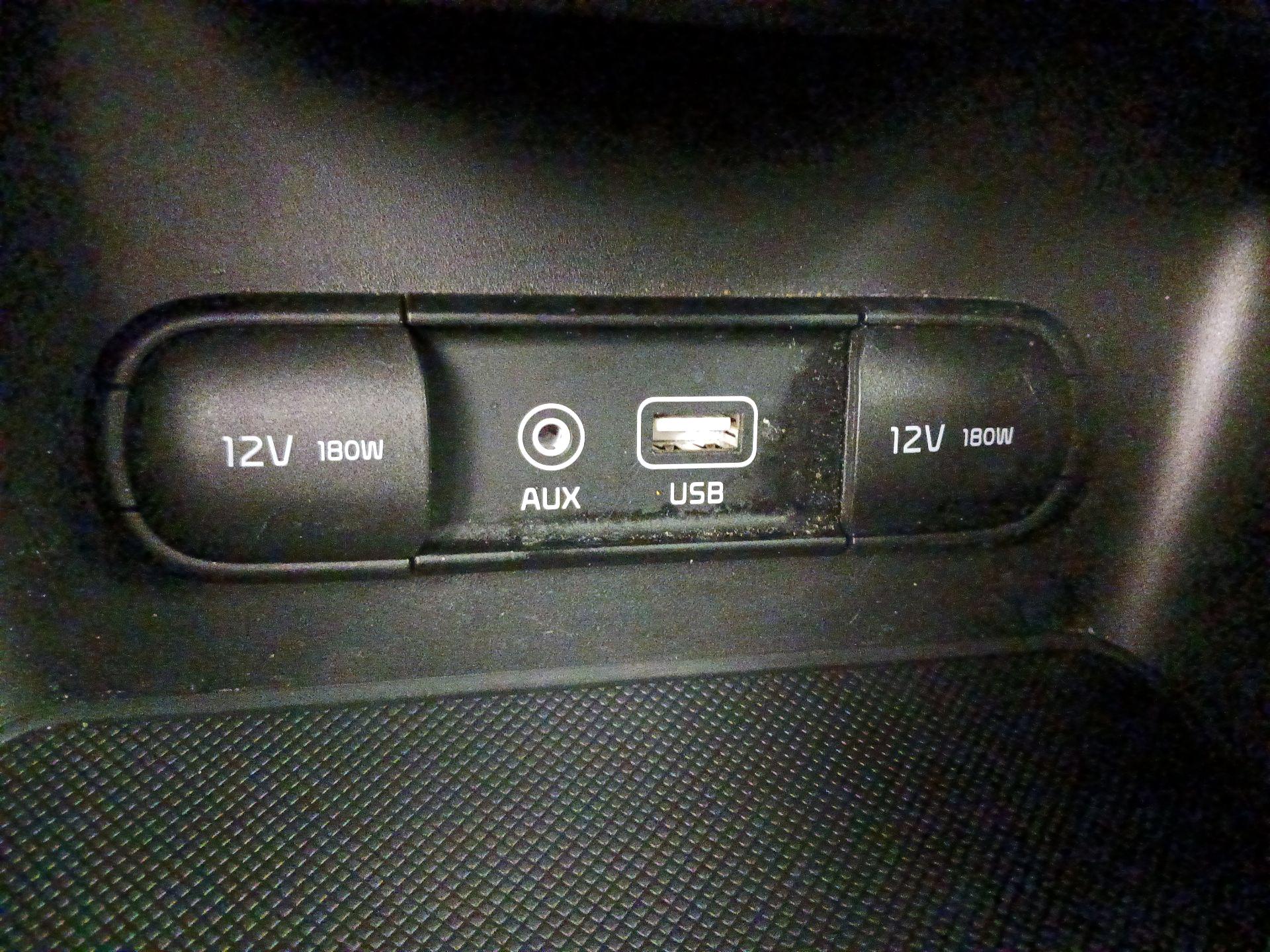 Thumbnail: 2019 Kia Sportage - 18