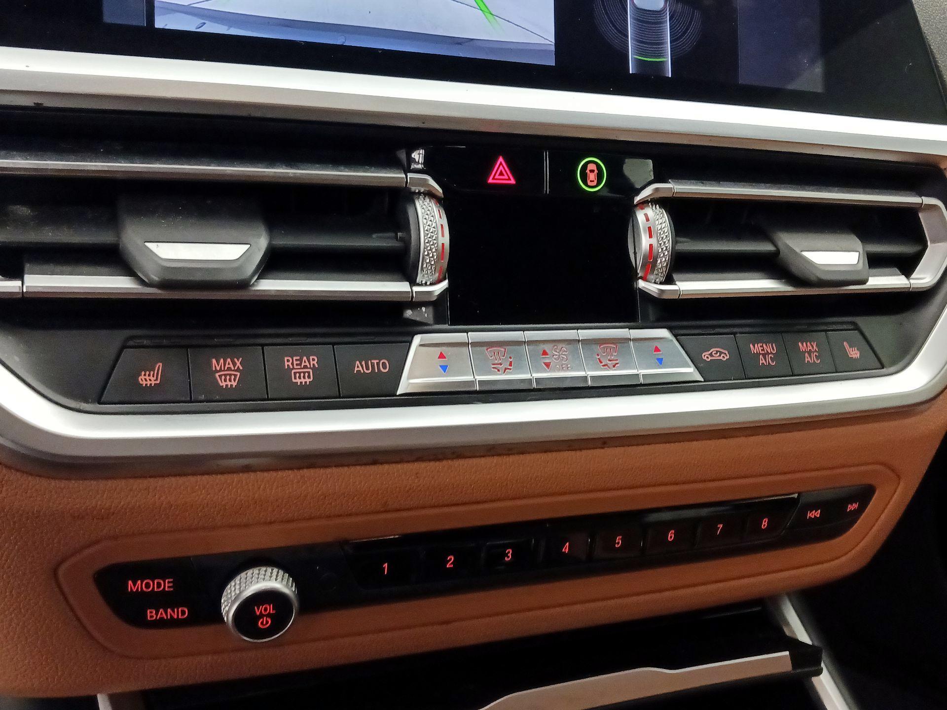 Thumbnail: 2021 BMW 3 Series - 17
