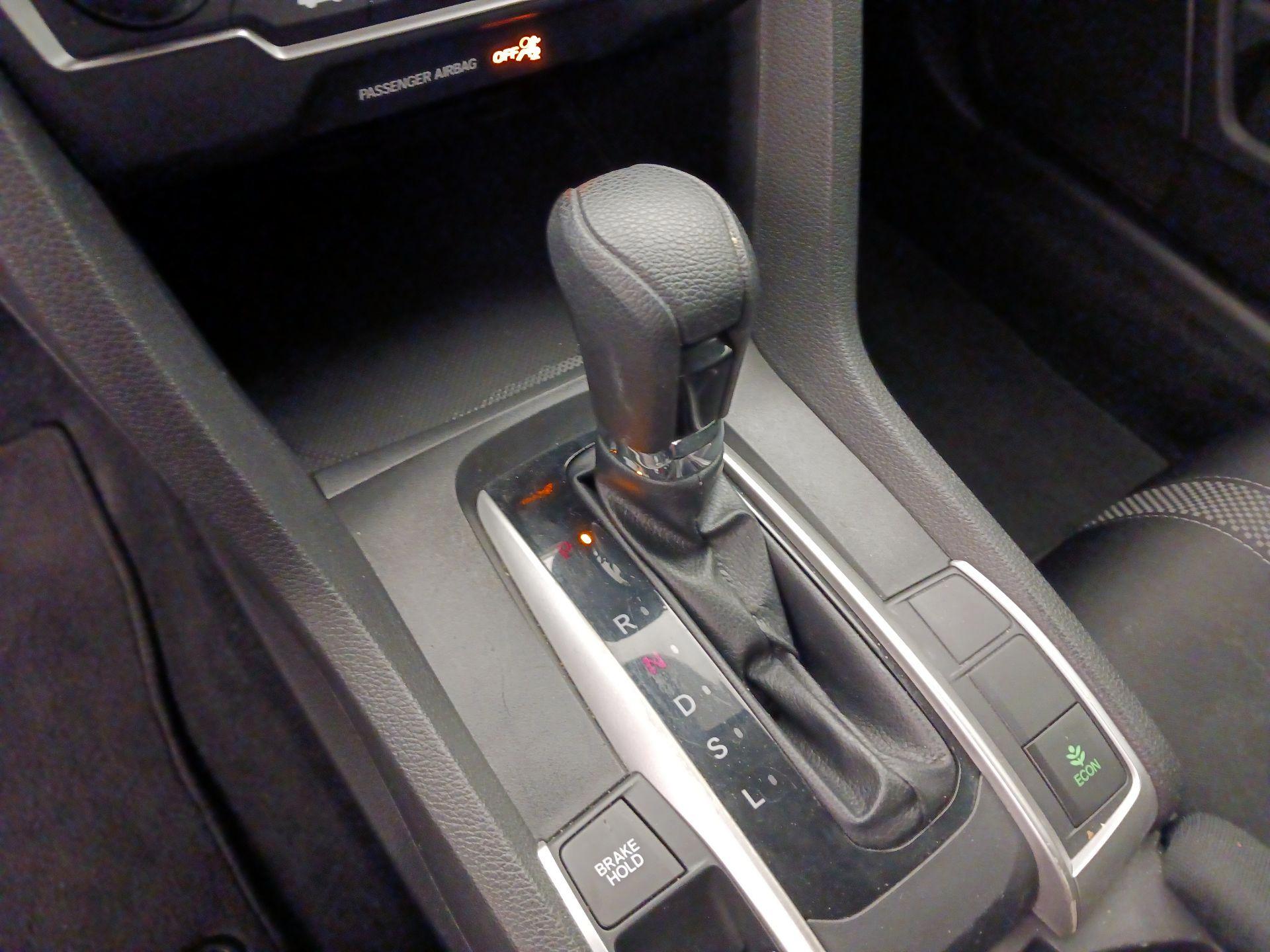 Thumbnail: 2019 Honda Civic - 17