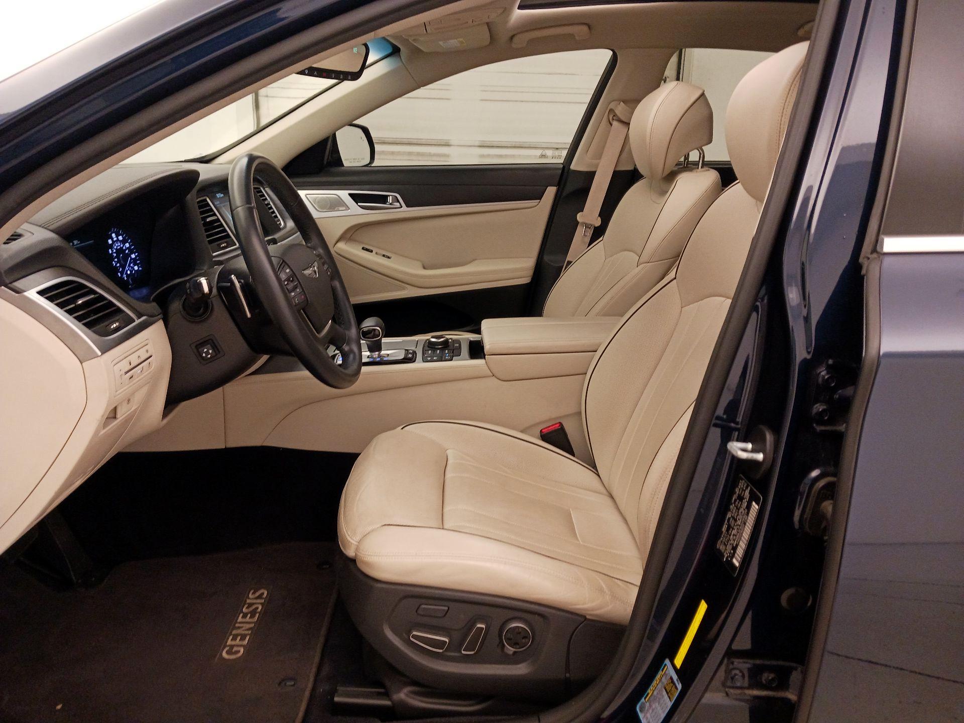 Thumbnail: 2018 Genesis G80 - 9