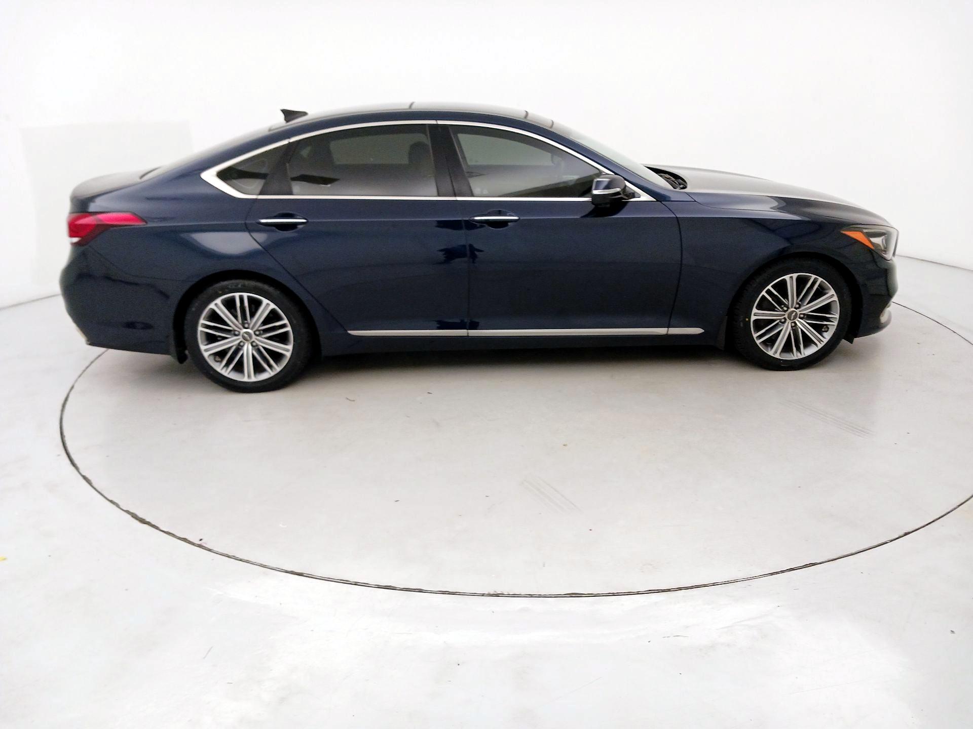 Thumbnail: 2018 Genesis G80 - 4