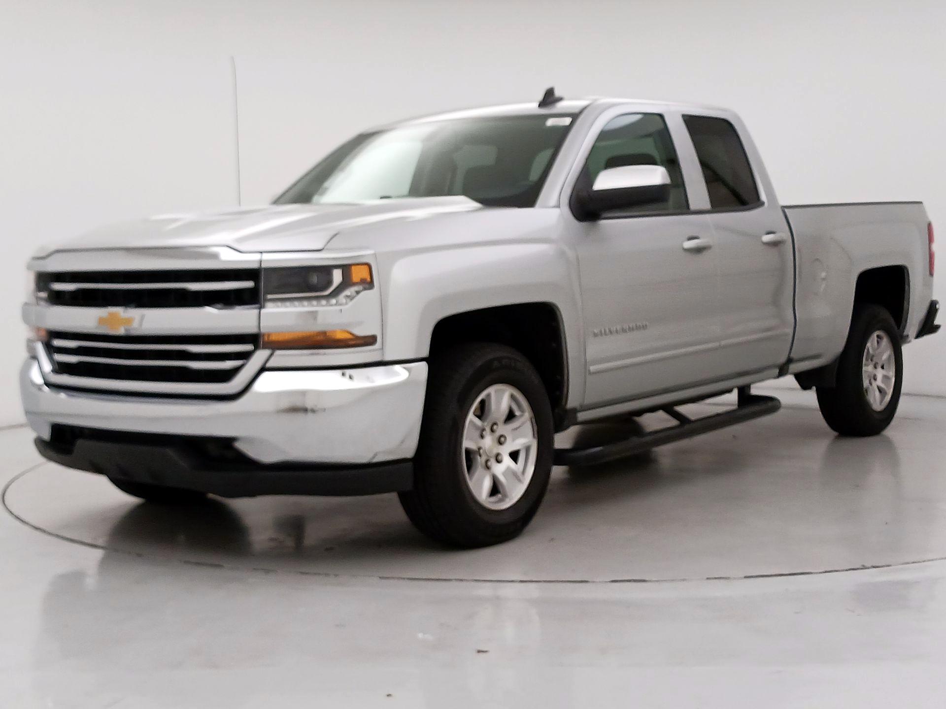 Thumbnail: 2018 Chevrolet Silverado 1500 - 3