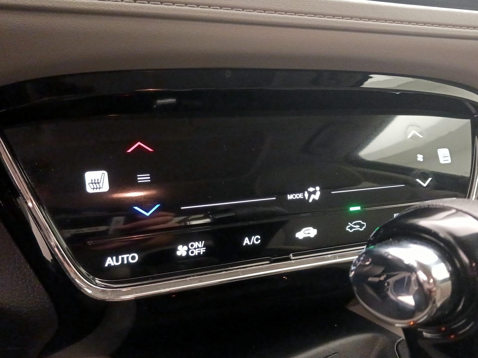 Thumbnail: 2017 Honda HR-V - 16