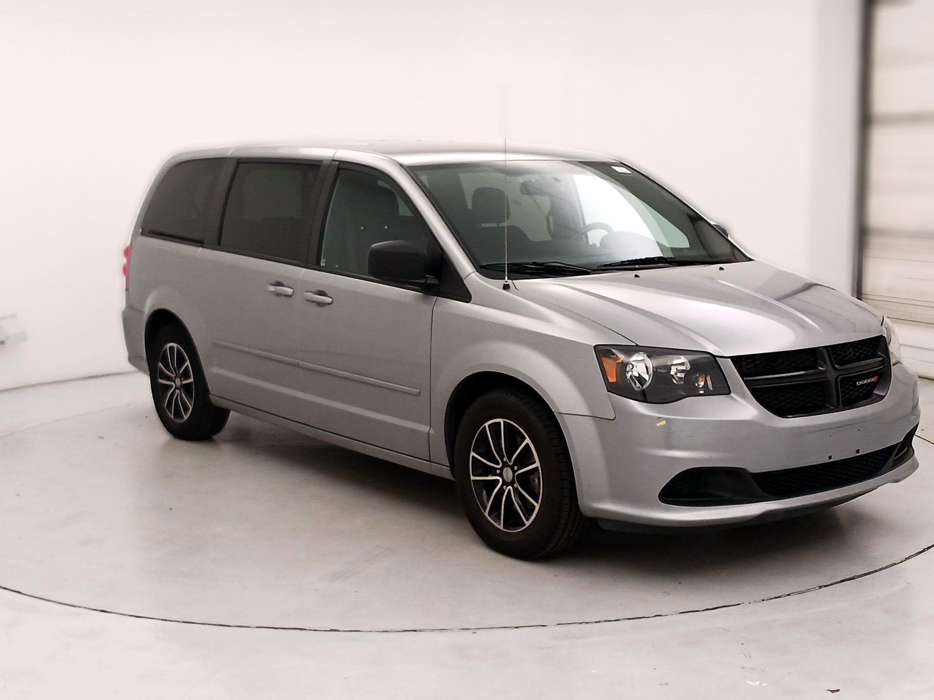 Thumbnail: 2017 Dodge Grand Caravan - 1