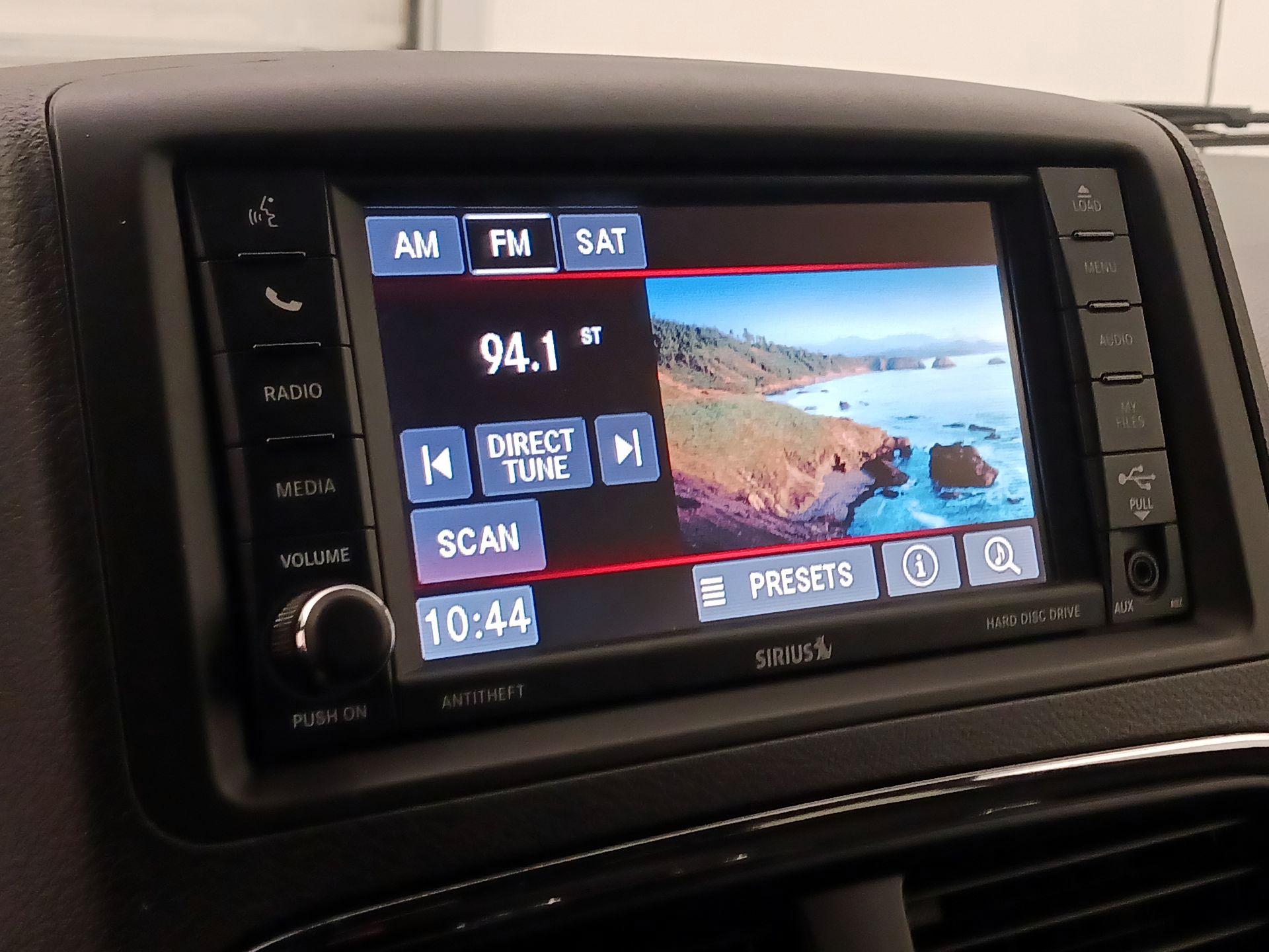 Thumbnail: 2017 Dodge Grand Caravan - 13
