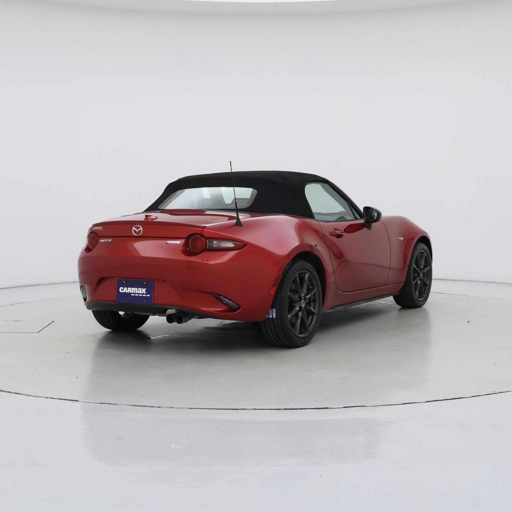 Thumbnail: 2016 Mazda MX-5 Miata - 8