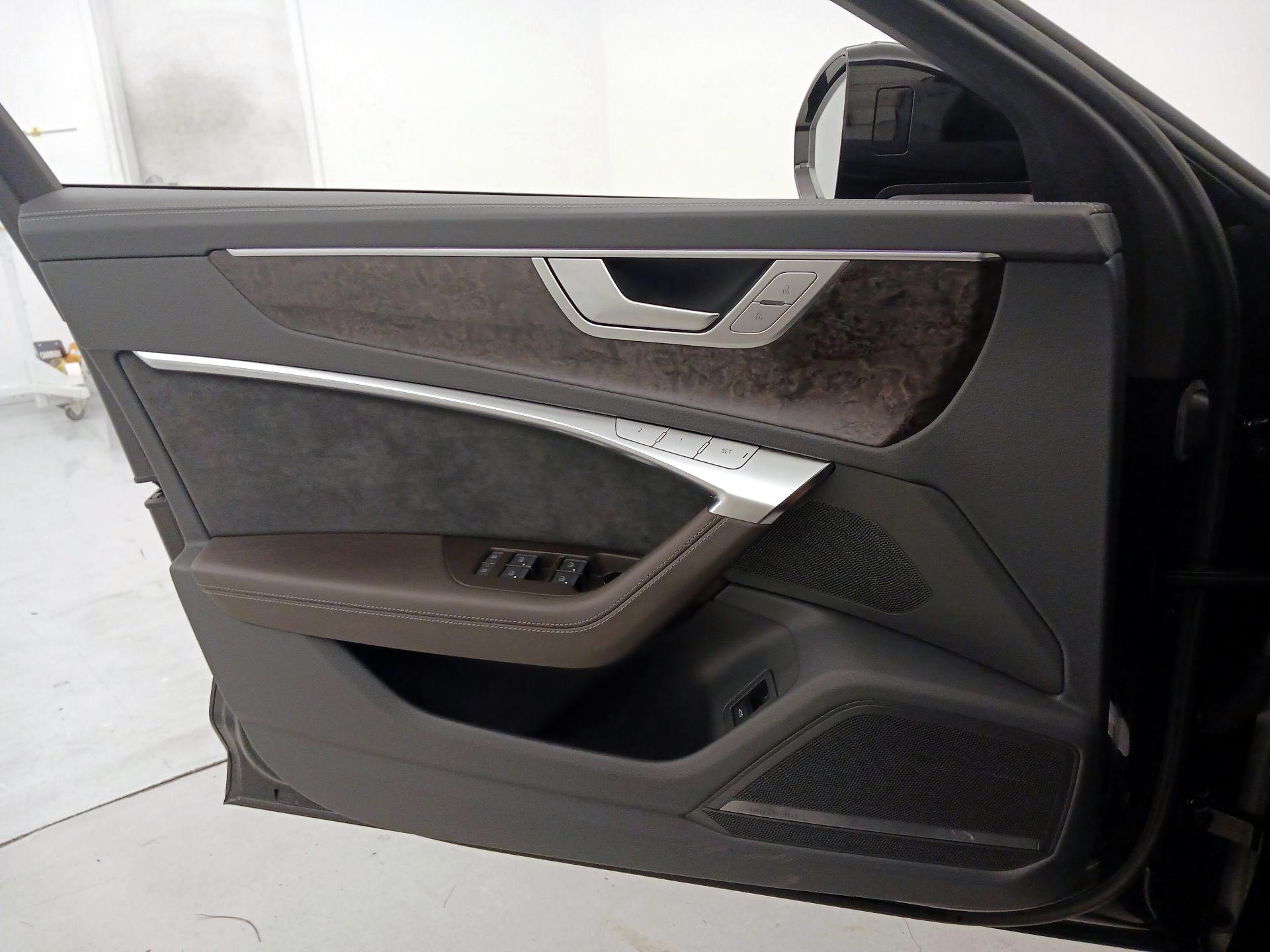Thumbnail: 2021 Audi A6 - 12
