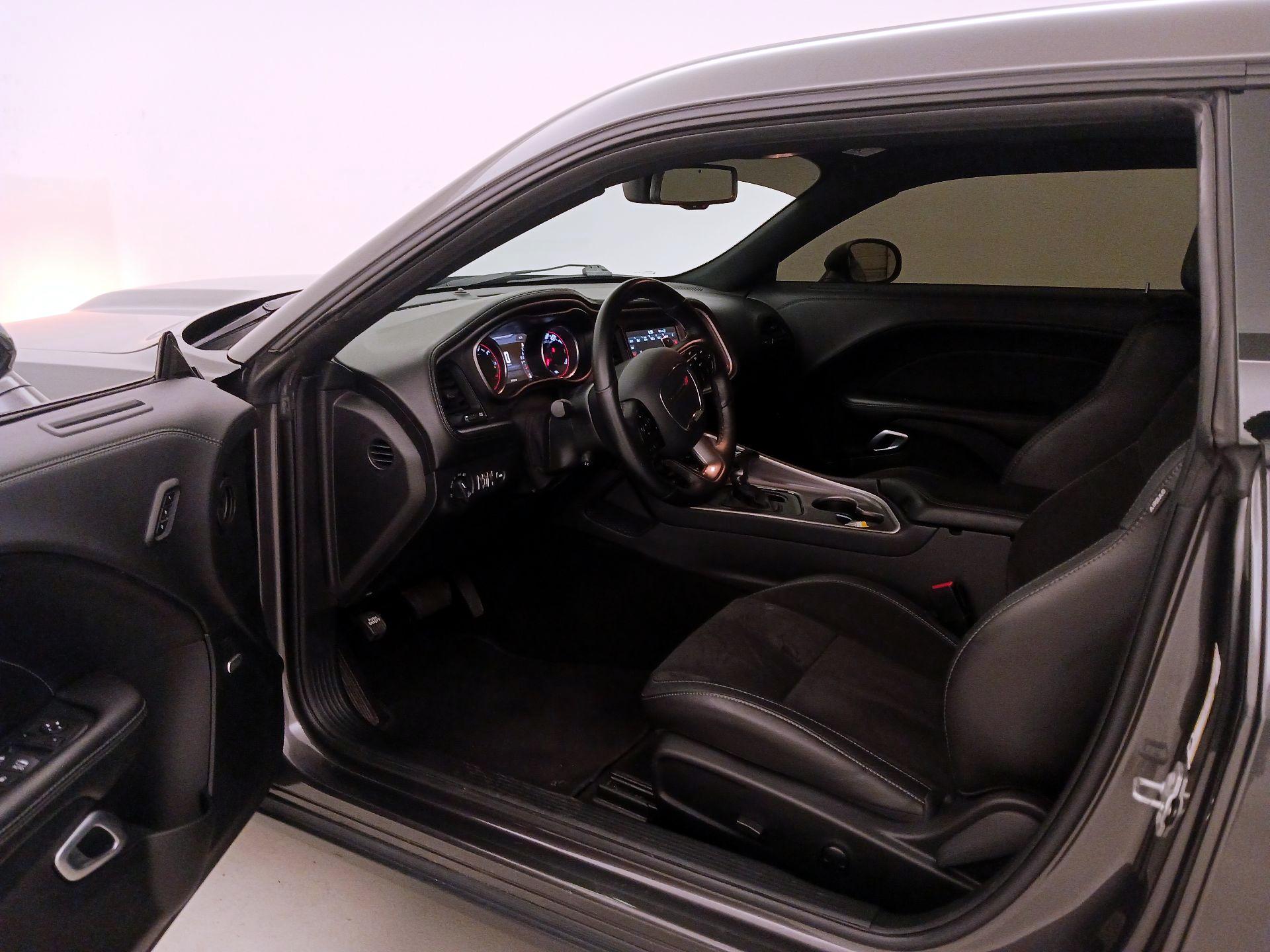 Thumbnail: 2022 Dodge Challenger - 11