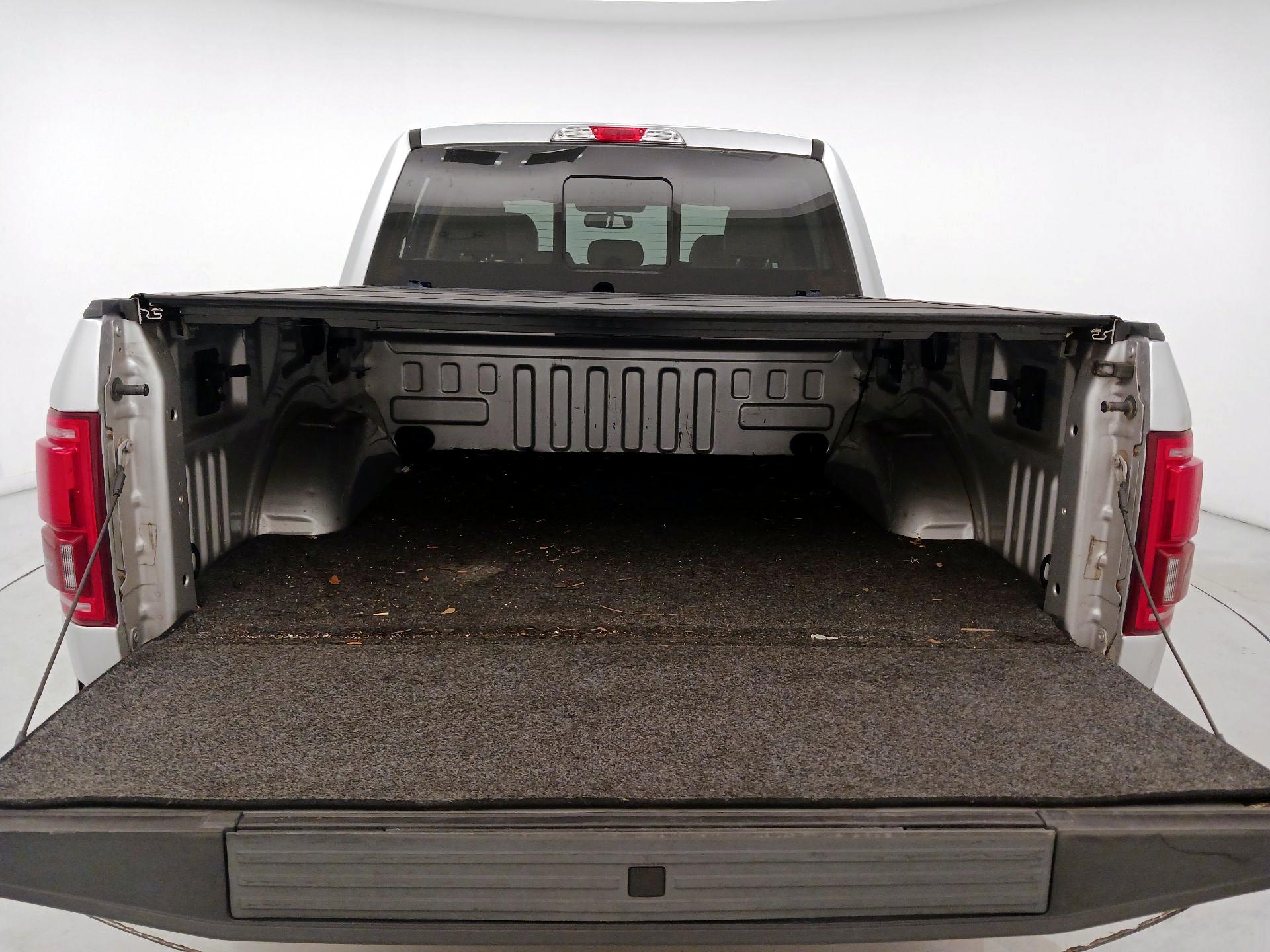 Thumbnail: 2017 Ford F-150 - 20