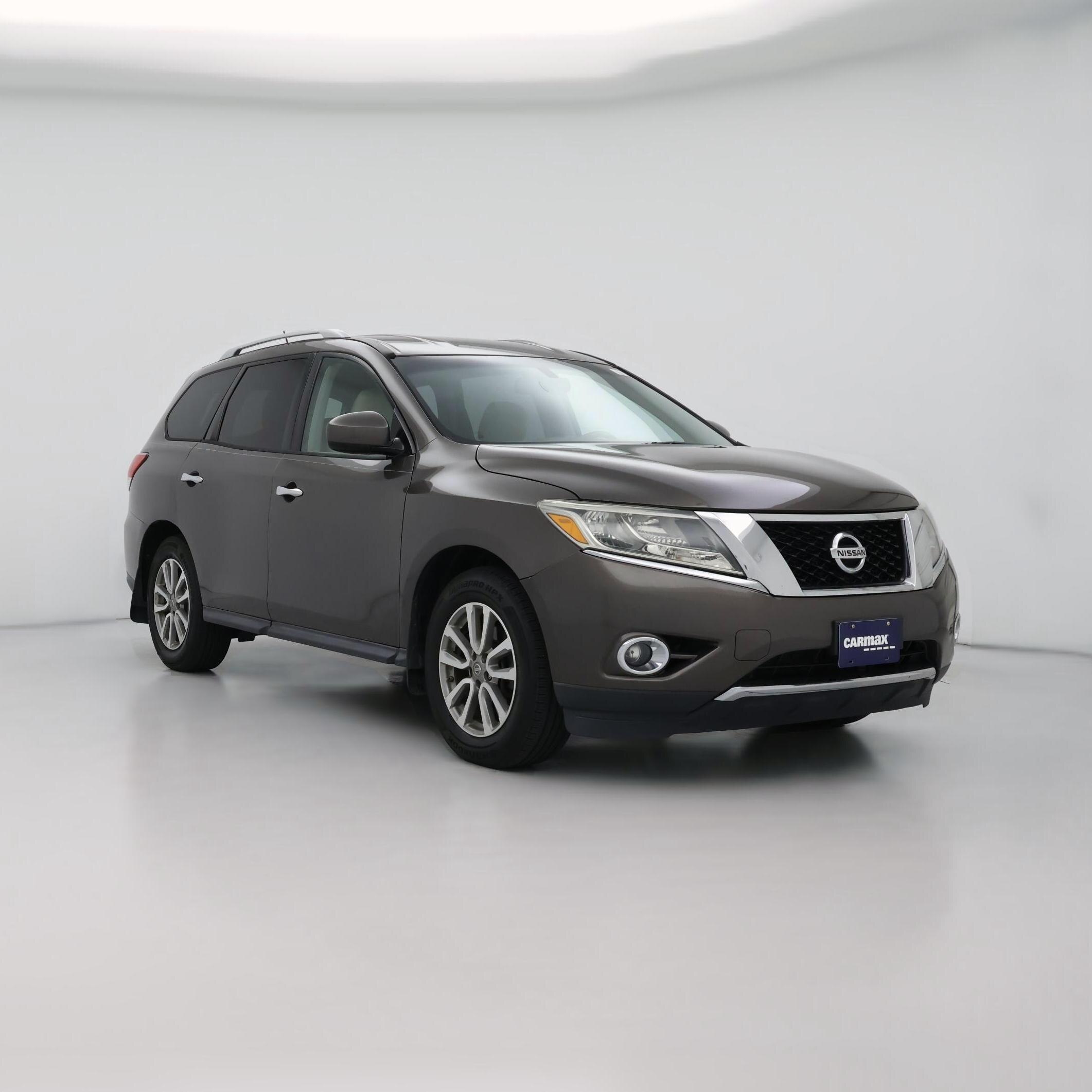 Thumbnail: 2015 Nissan Pathfinder - 1