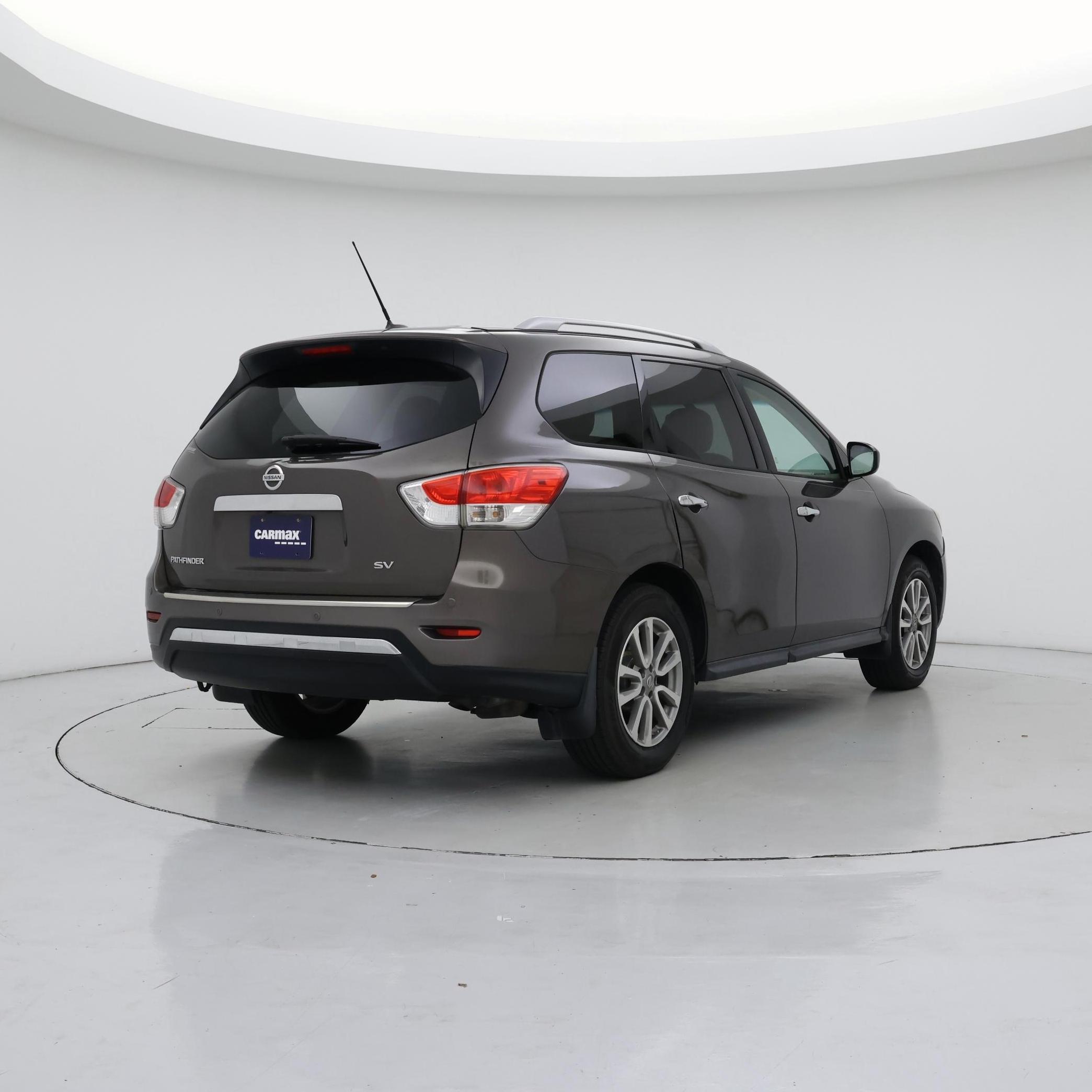 Thumbnail: 2015 Nissan Pathfinder - 8