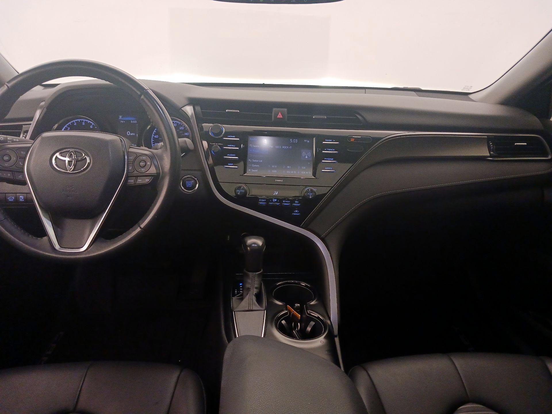 Thumbnail: 2020 Toyota Camry - 9