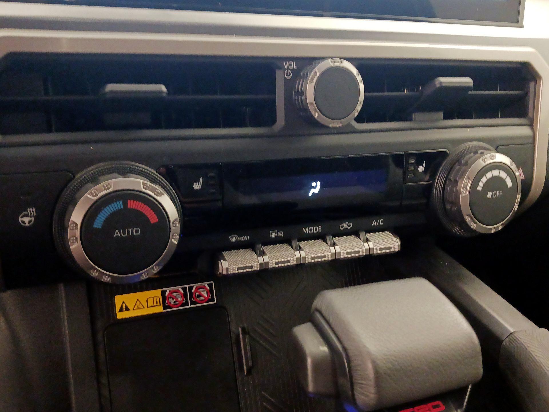 Thumbnail: 2024 Toyota Tacoma - 16