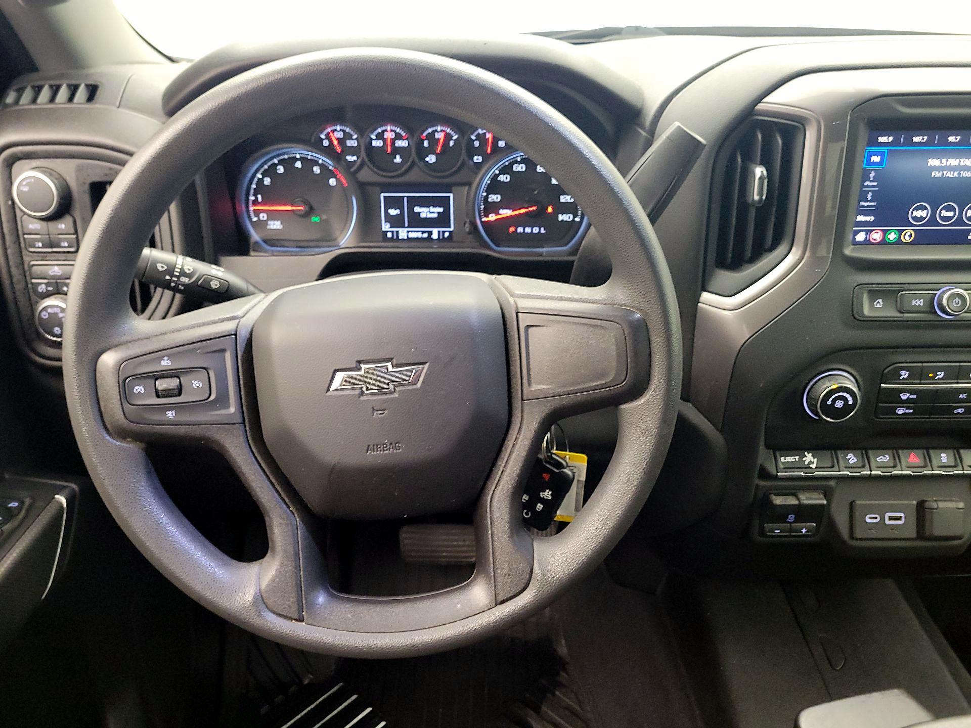 Thumbnail: 2021 Chevrolet Silverado 1500 - 10