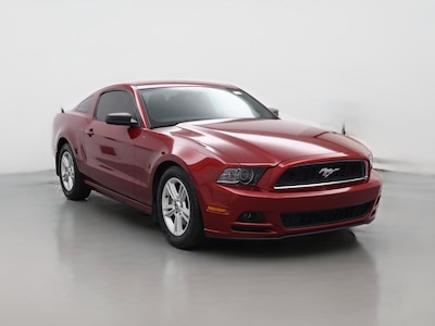 Red 2014 Ford Mustang