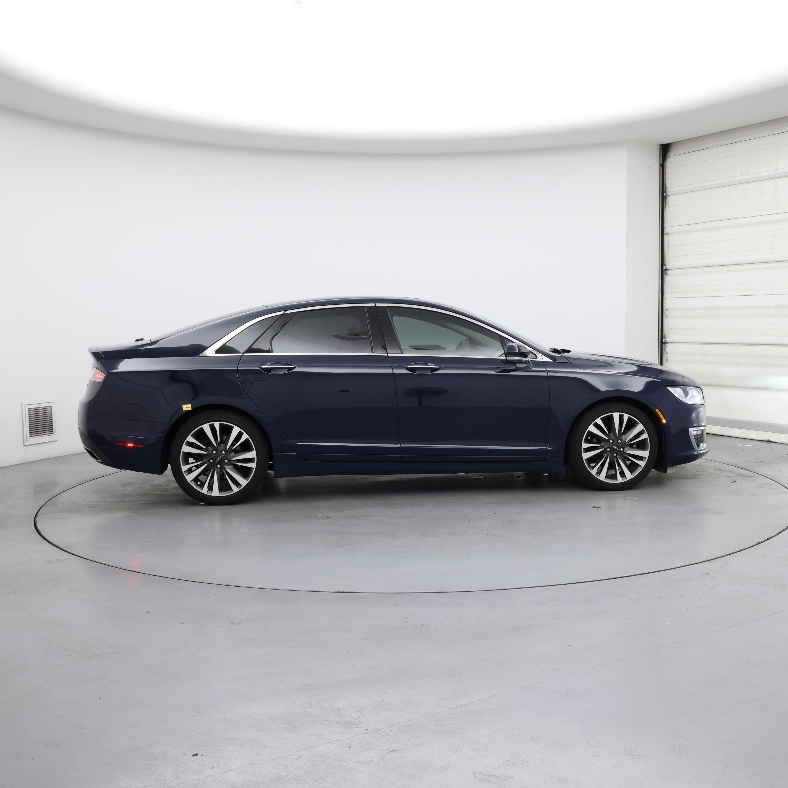Thumbnail: 2018 Lincoln MKZ - 7