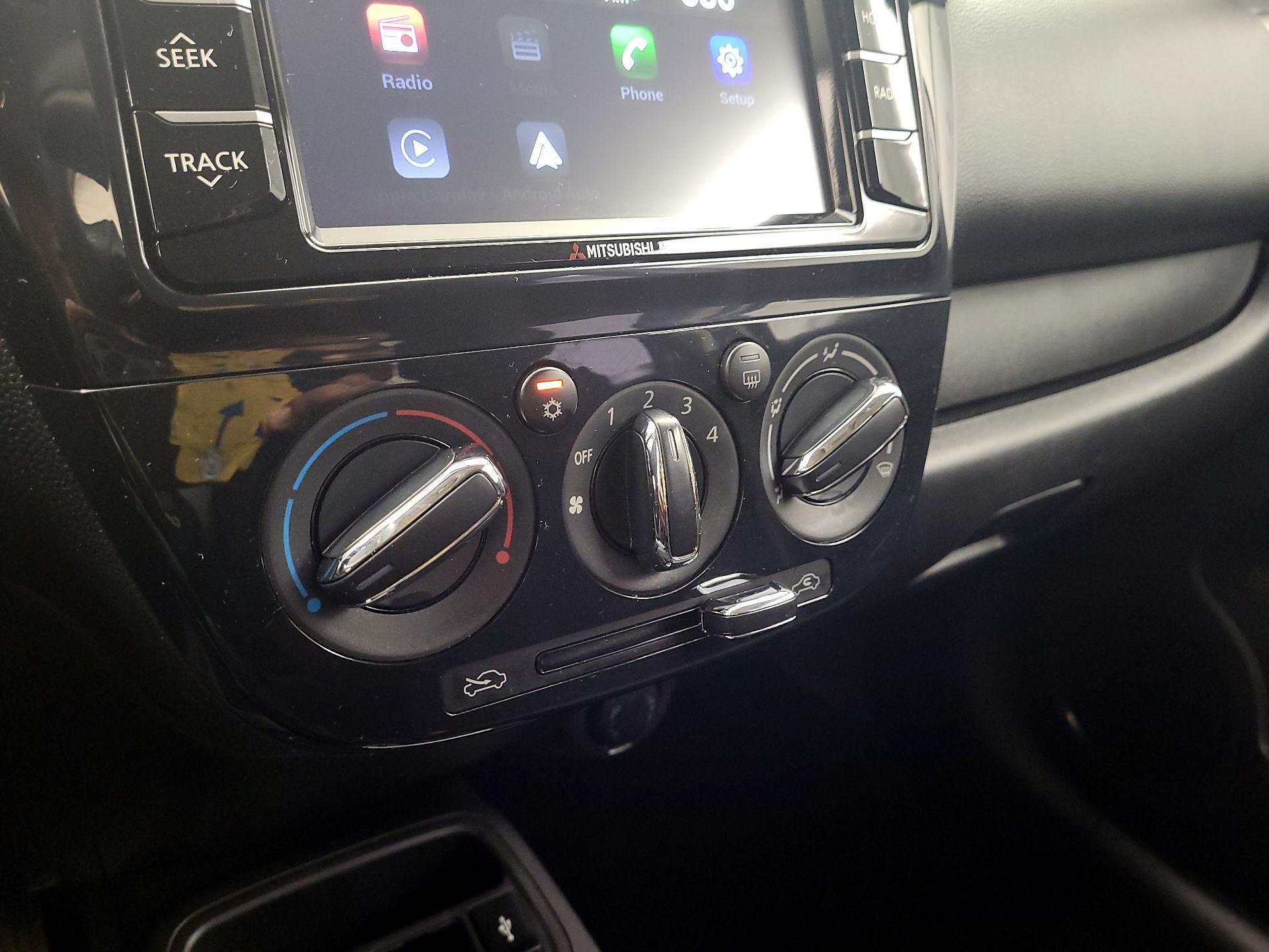 Thumbnail: 2018 Mitsubishi Mirage G4 - 16