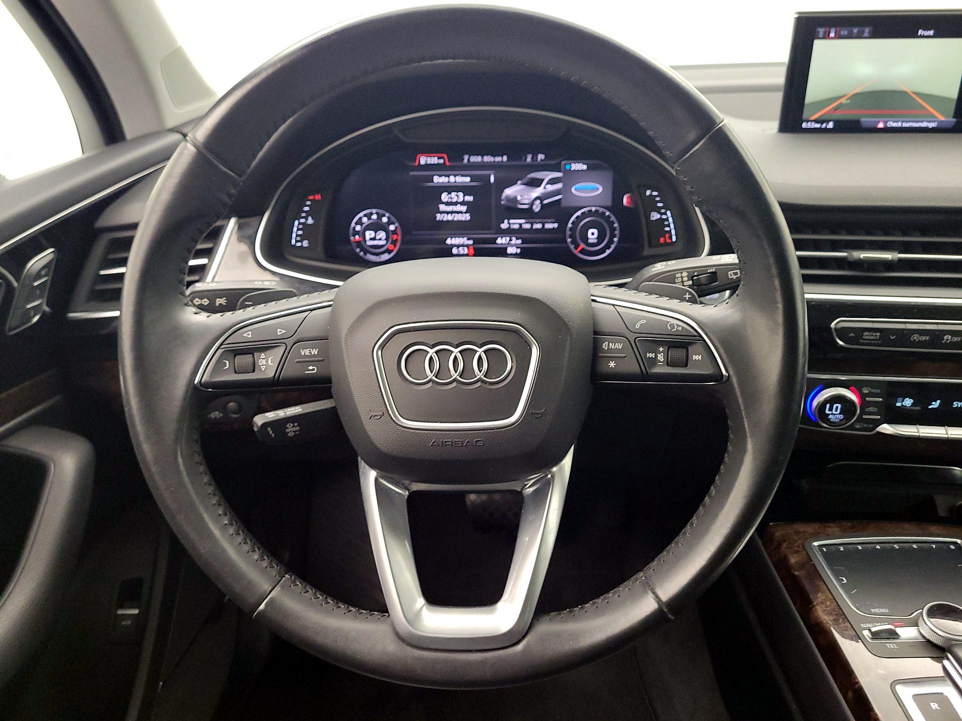 Thumbnail: 2017 Audi Q7 - 10