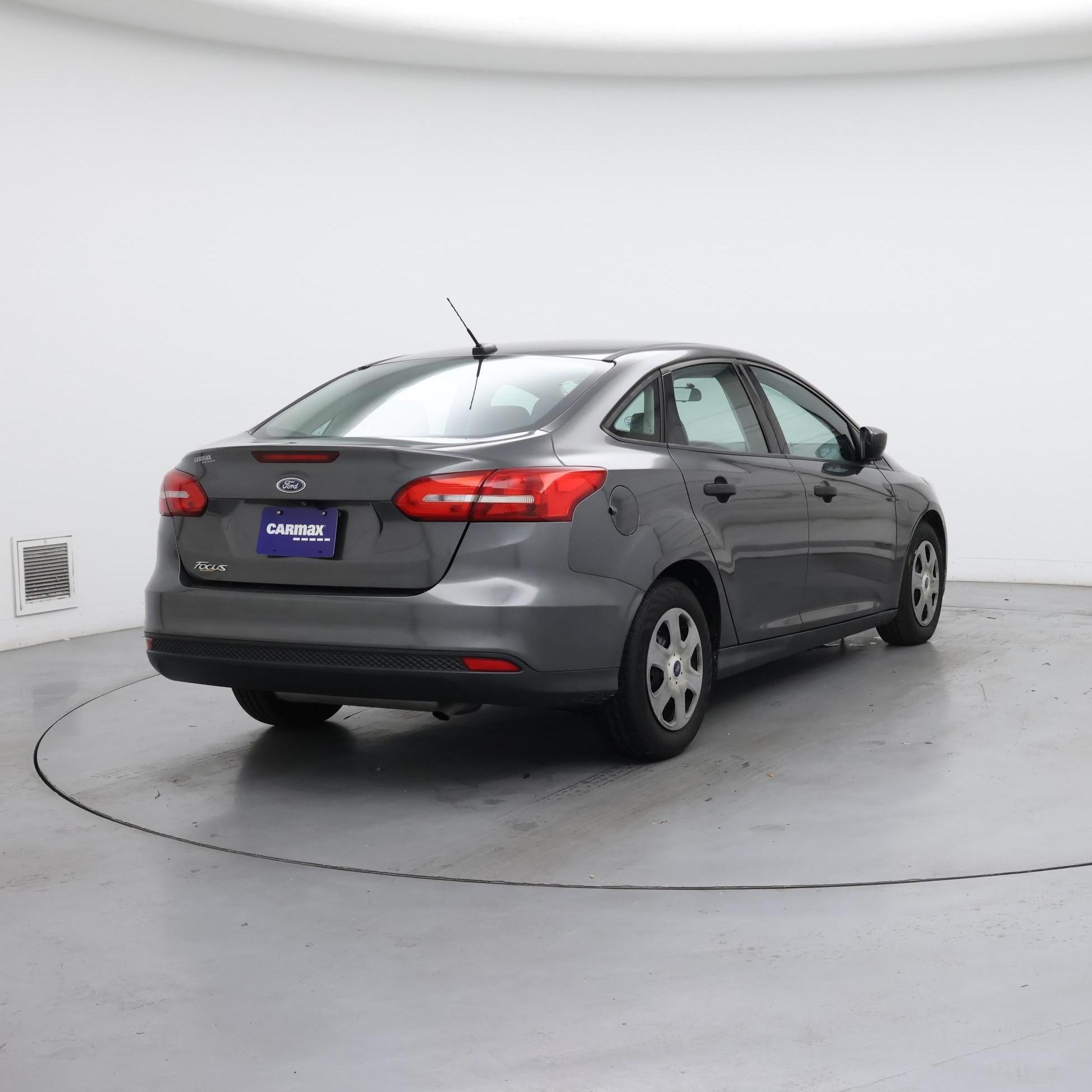 Thumbnail: 2018 Ford Focus - 8