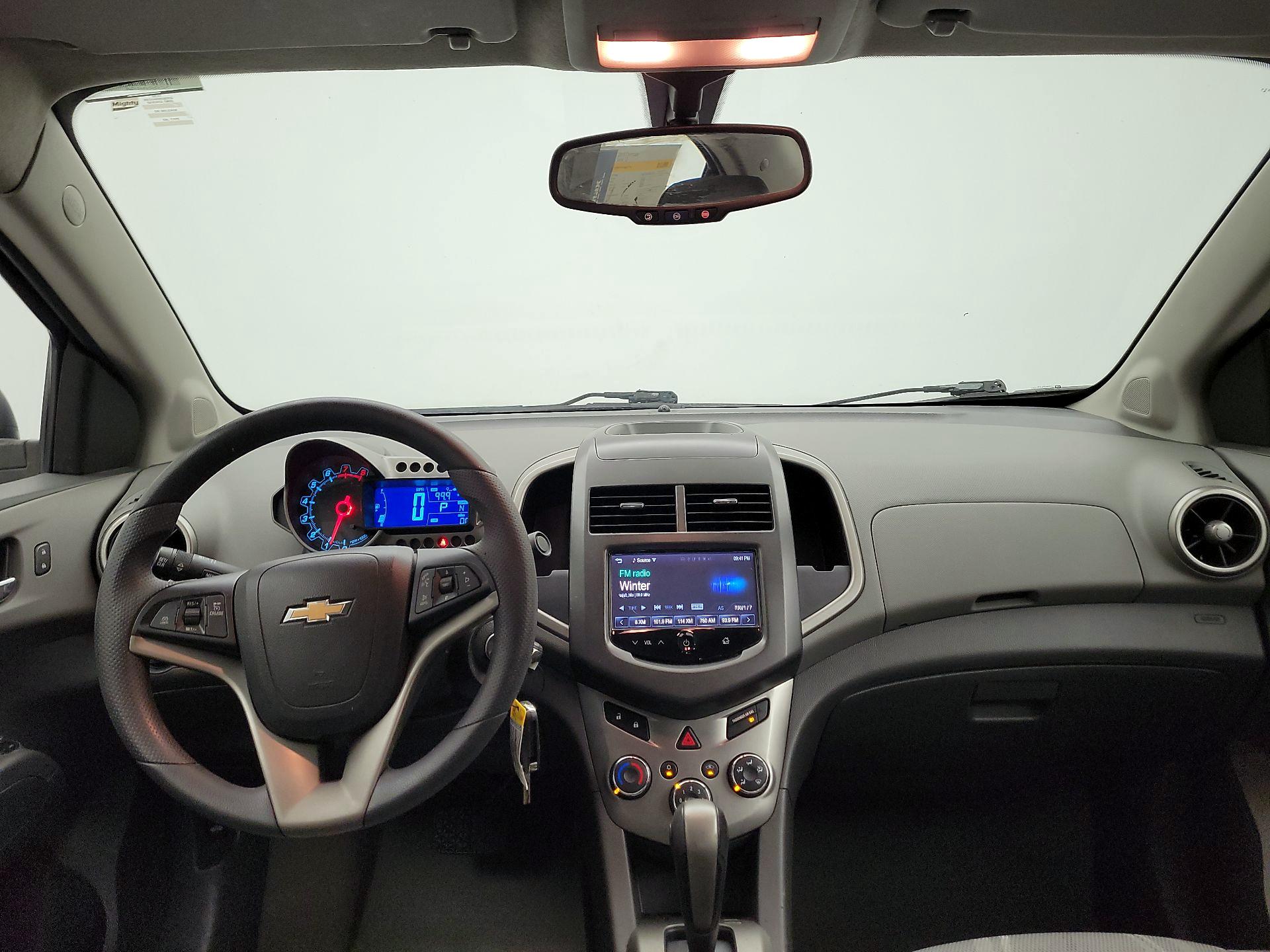 Thumbnail: 2015 Chevrolet Sonic - 9