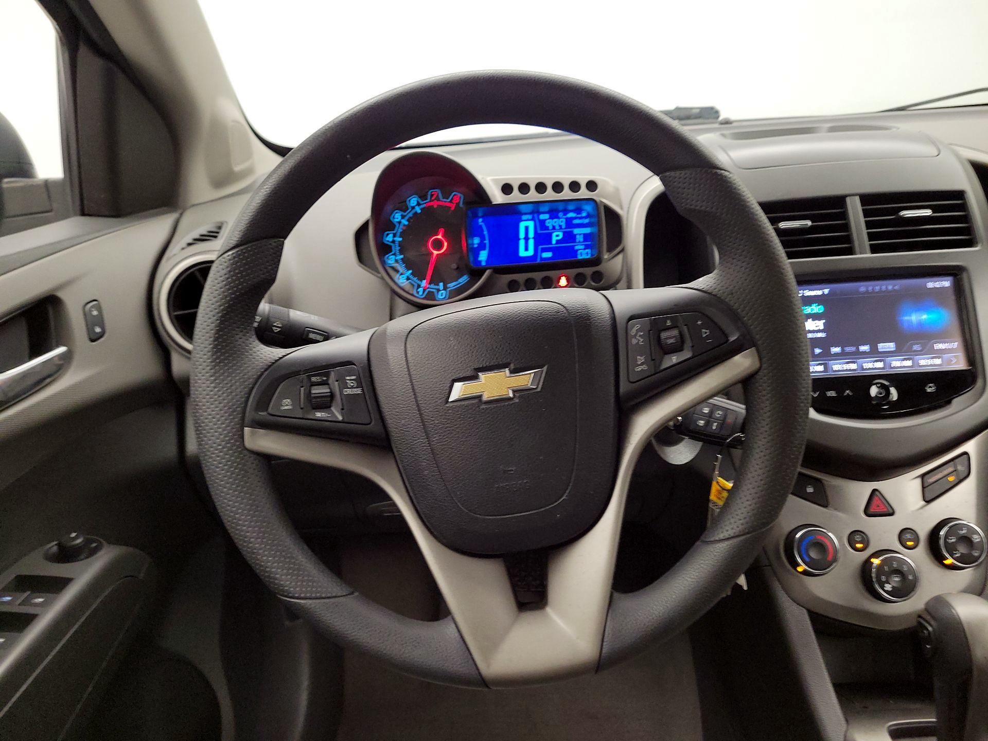 Thumbnail: 2015 Chevrolet Sonic - 10