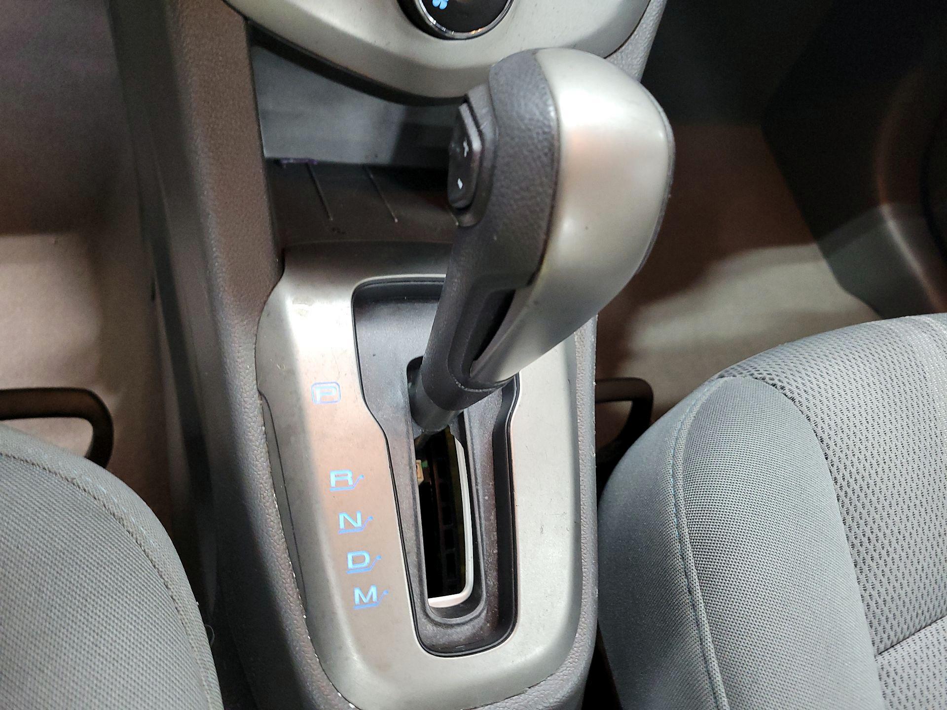 Thumbnail: 2015 Chevrolet Sonic - 16