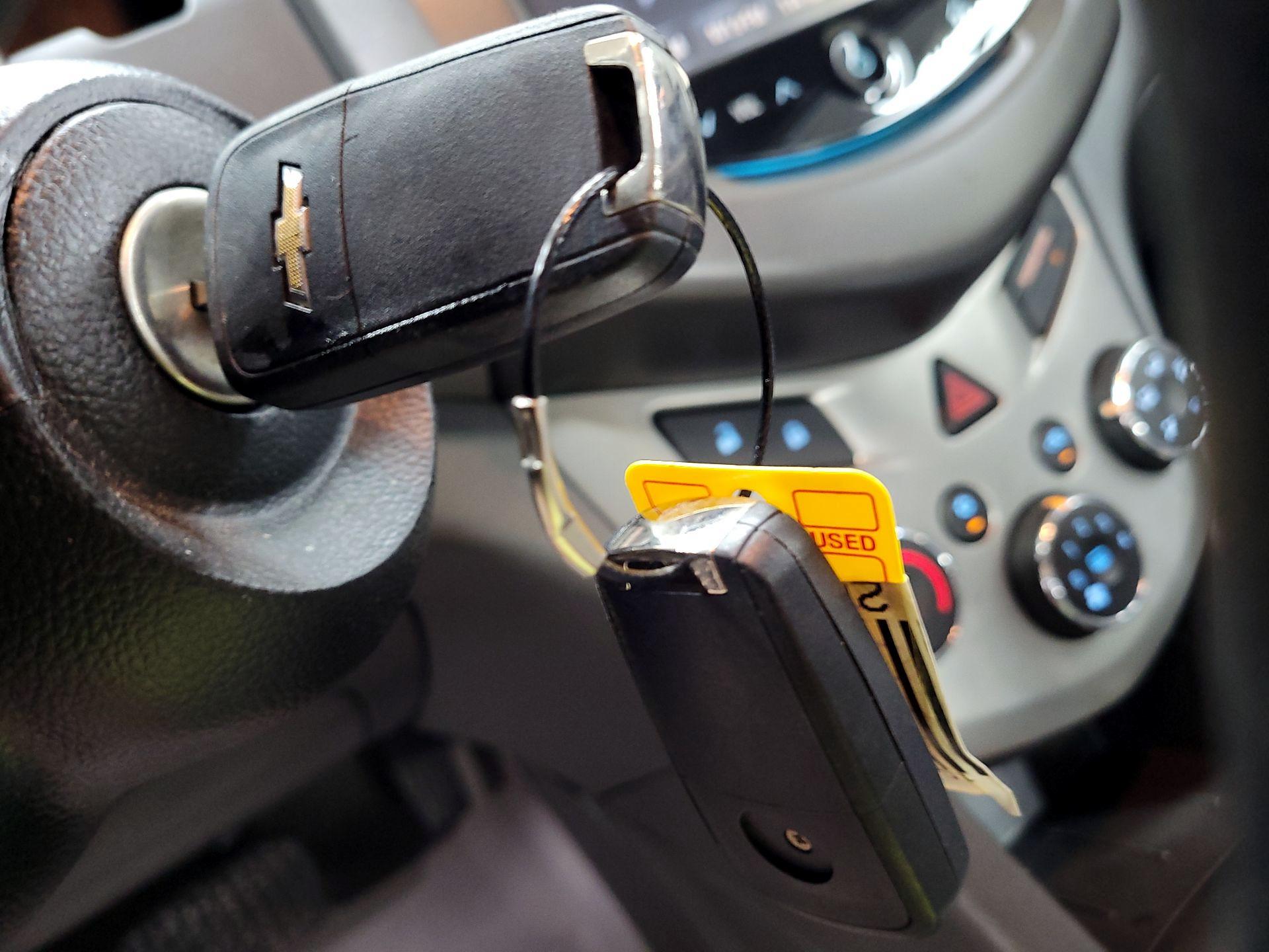 Thumbnail: 2015 Chevrolet Sonic - 19