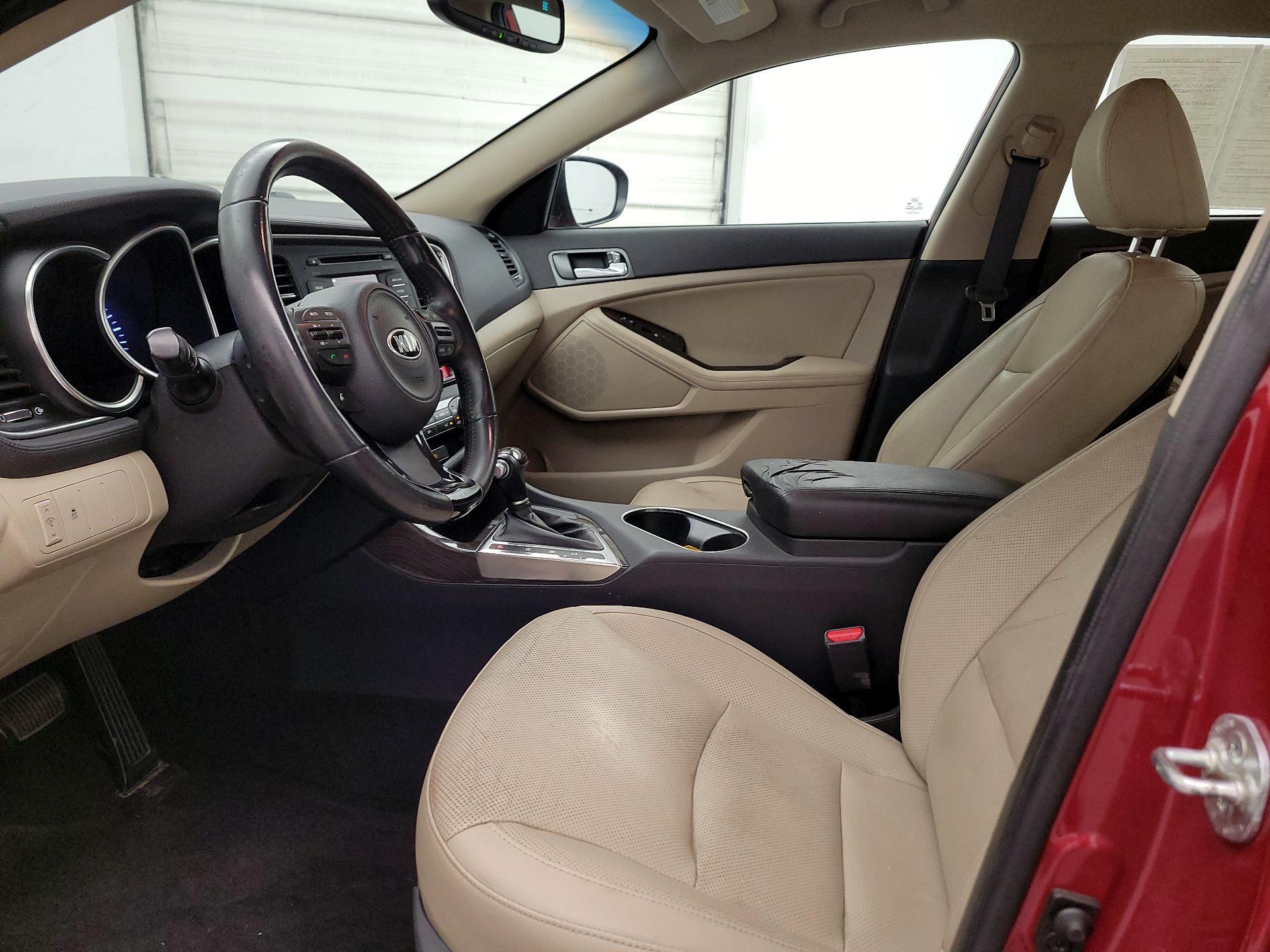 Thumbnail: 2014 Kia Optima - 11