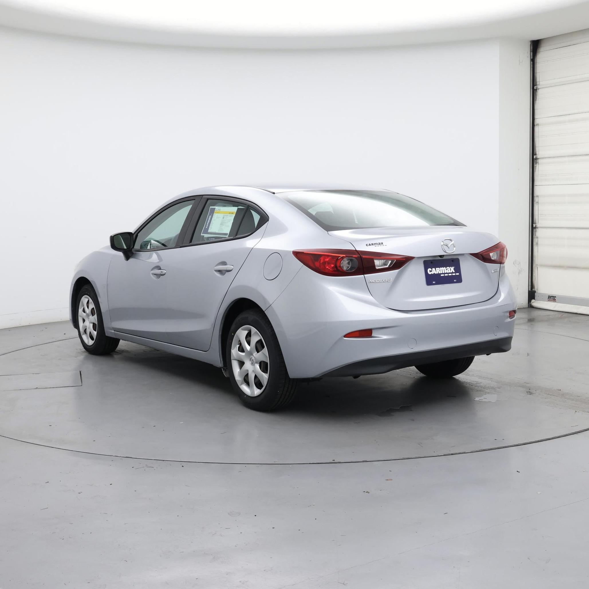Thumbnail: 2017 Mazda Mazda3 - 2